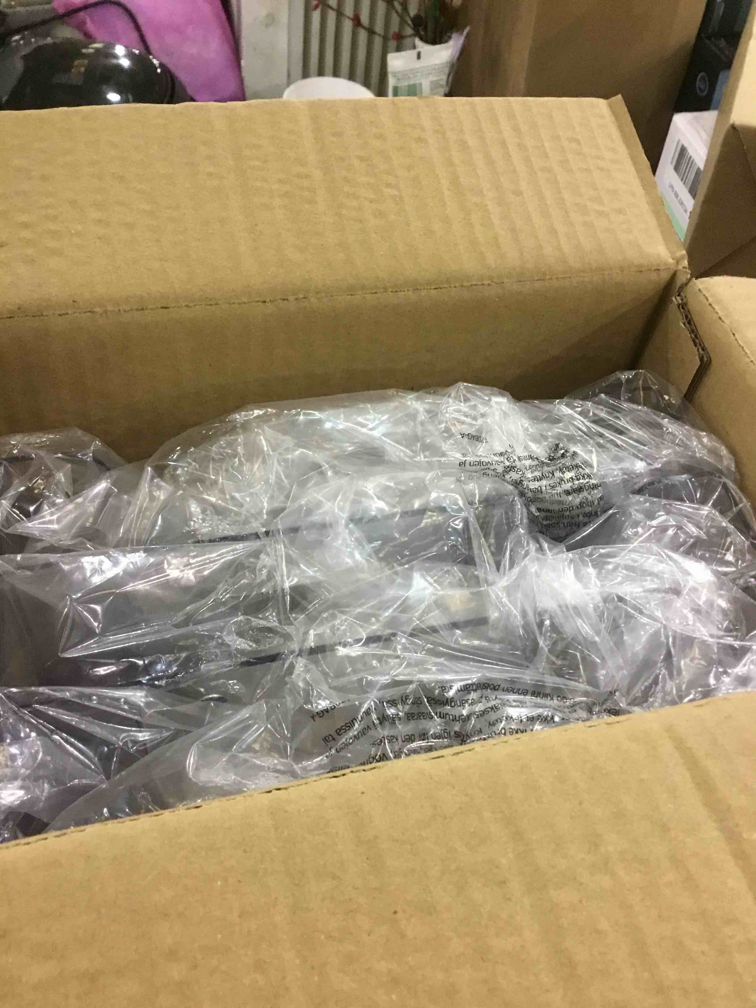 https://s3.amazonaws.com/lotting-images-prod/bidfta/EXS00439229_1693401534608.jpeg
