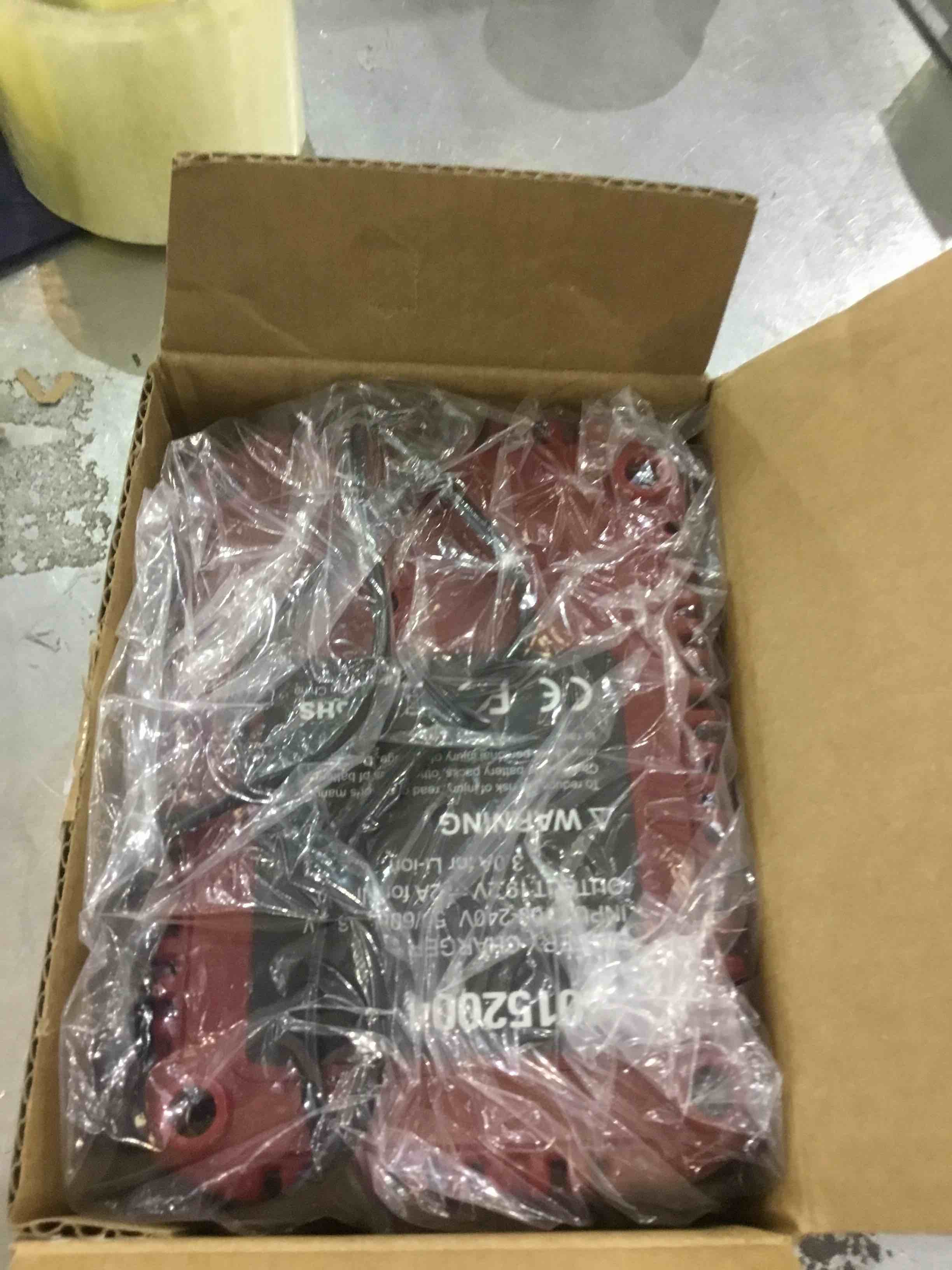 https://s3.amazonaws.com/lotting-images-prod/bidfta/EXS00439242_1693402612359.jpeg