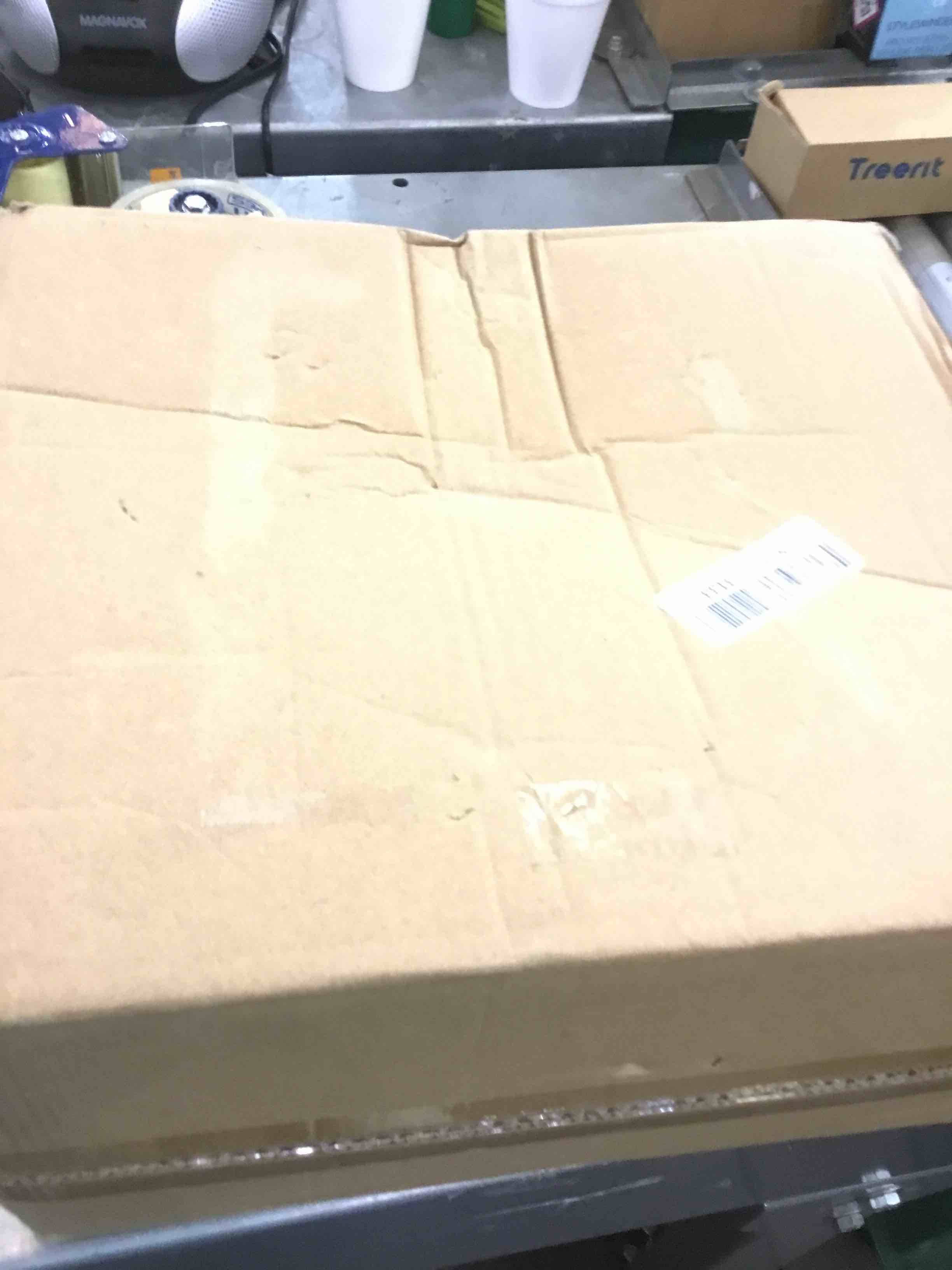 https://s3.amazonaws.com/lotting-images-prod/bidfta/EXS00439321_1693421399234.jpeg