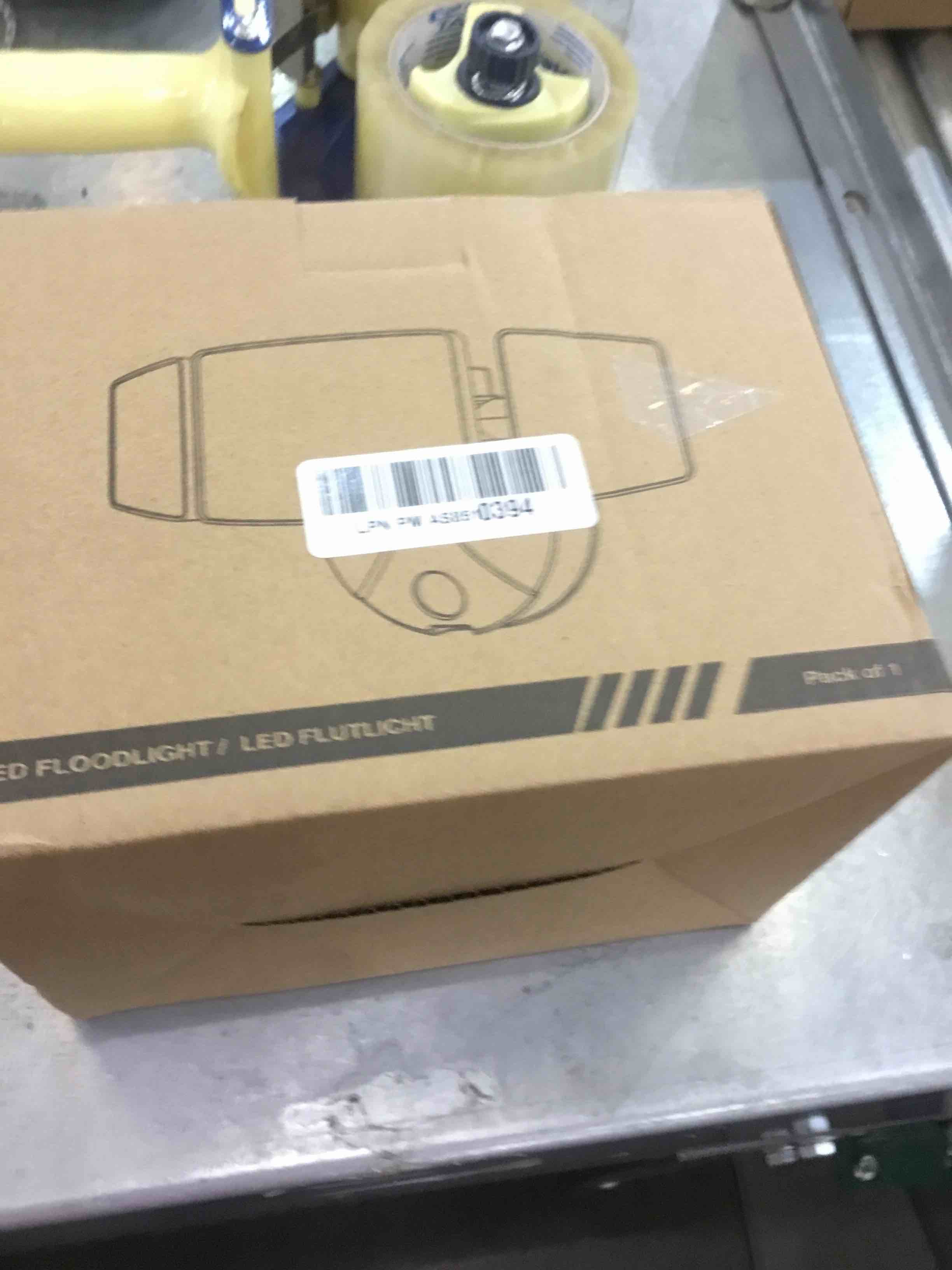 https://s3.amazonaws.com/lotting-images-prod/bidfta/EXS00439423_1693495491350.jpeg