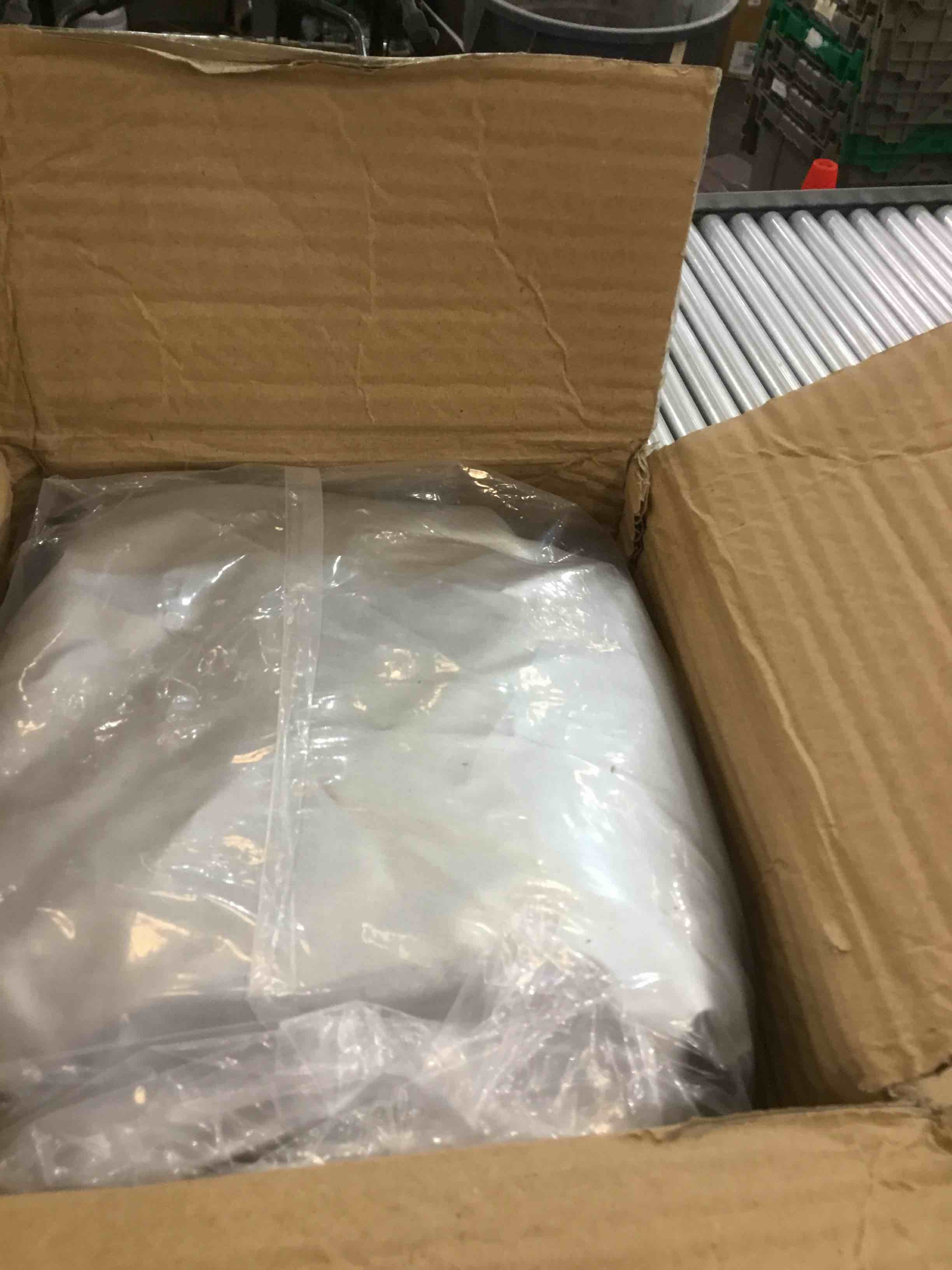 https://s3.amazonaws.com/lotting-images-prod/bidfta/EXS00439453_1693501367191.jpeg