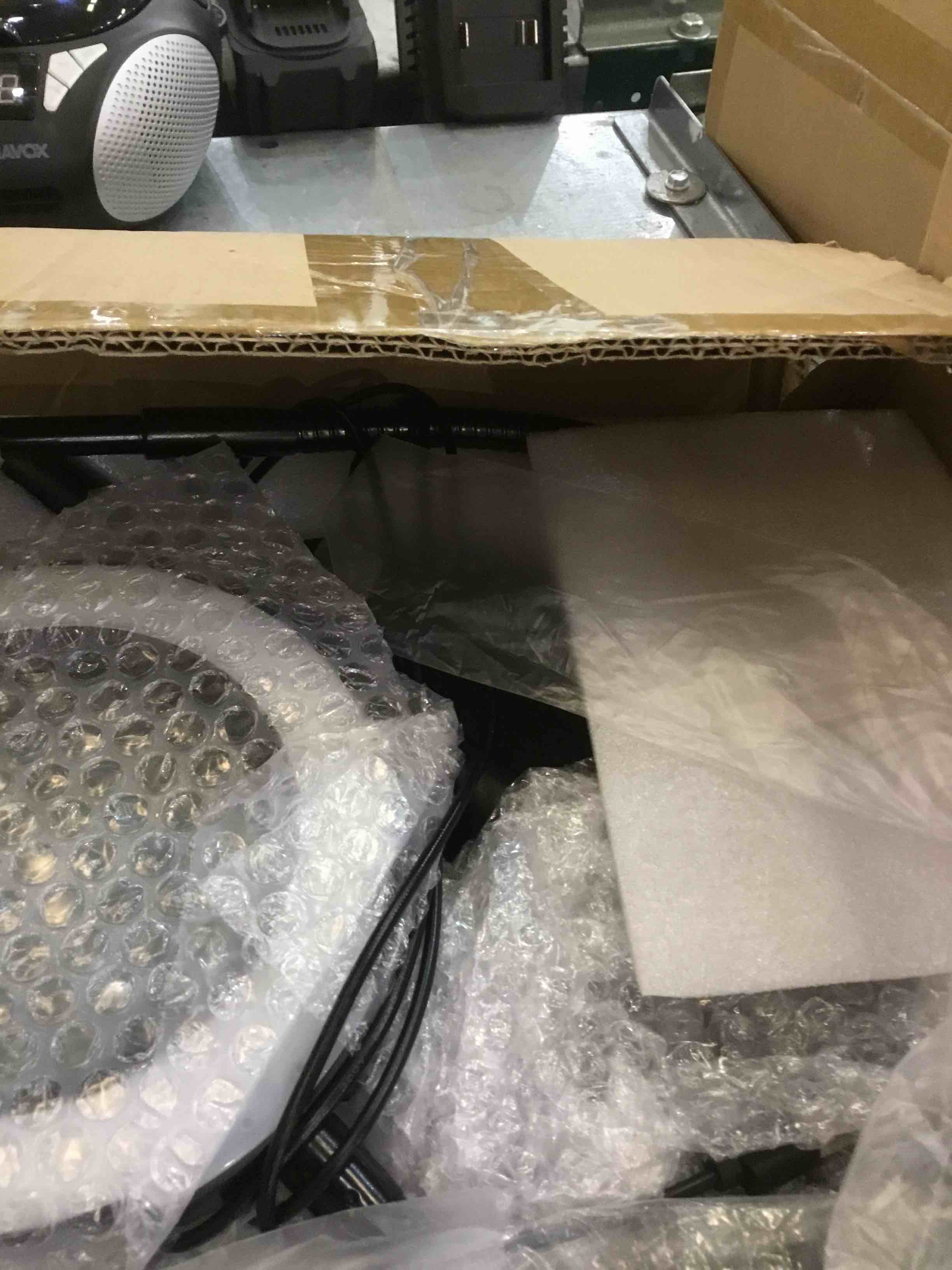 https://s3.amazonaws.com/lotting-images-prod/bidfta/EXS00439454_1693501428151.jpeg