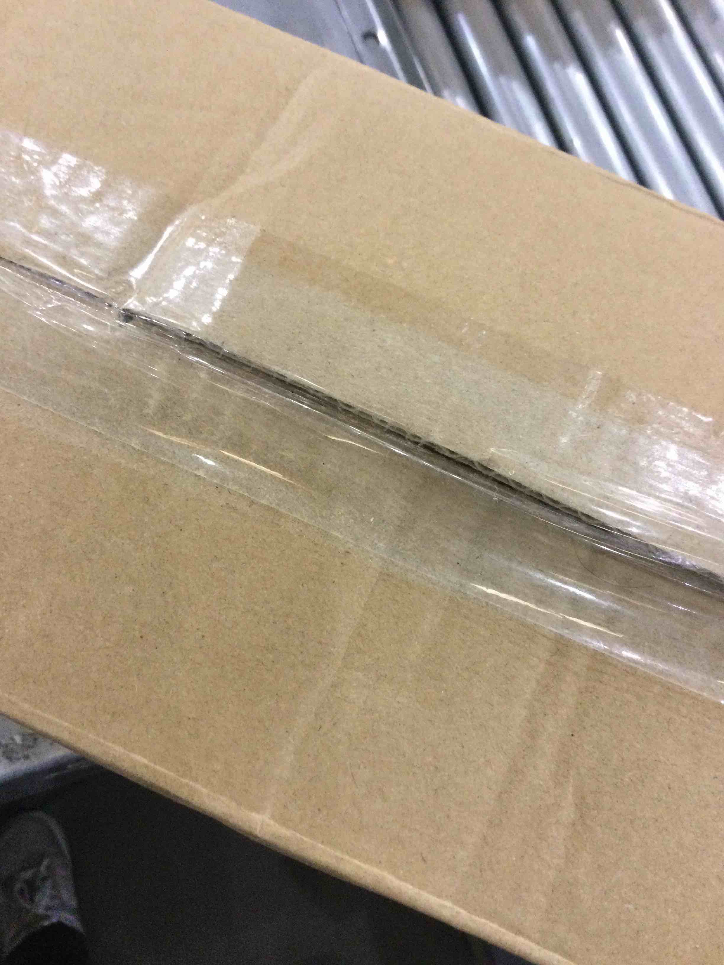 https://s3.amazonaws.com/lotting-images-prod/bidfta/EXS00439699_1693333213321.jpeg