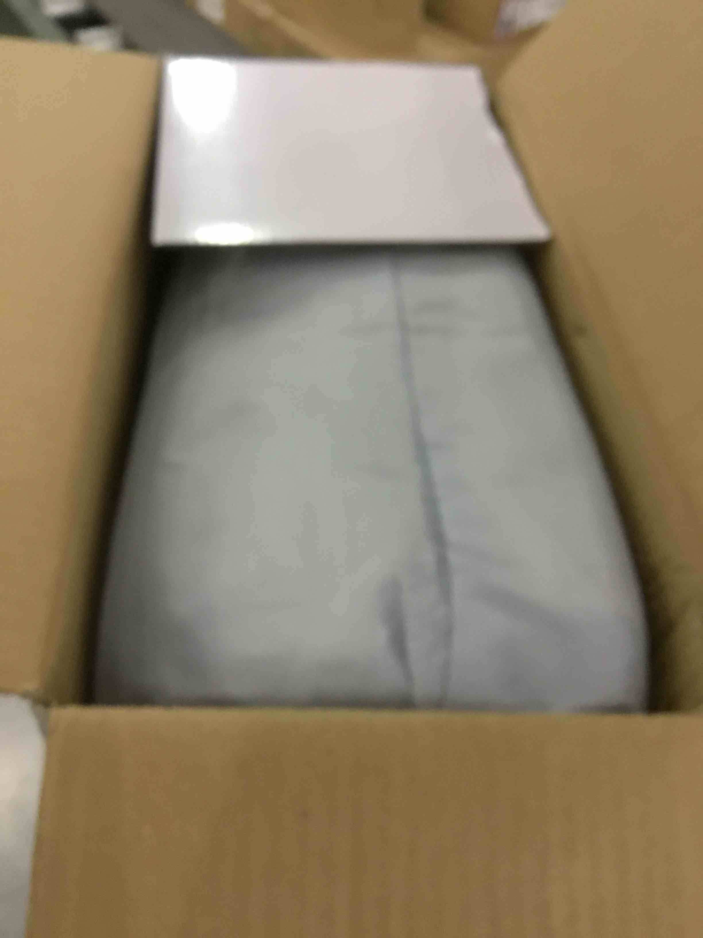 https://s3.amazonaws.com/lotting-images-prod/bidfta/EXS00449676_1709910781581.jpeg