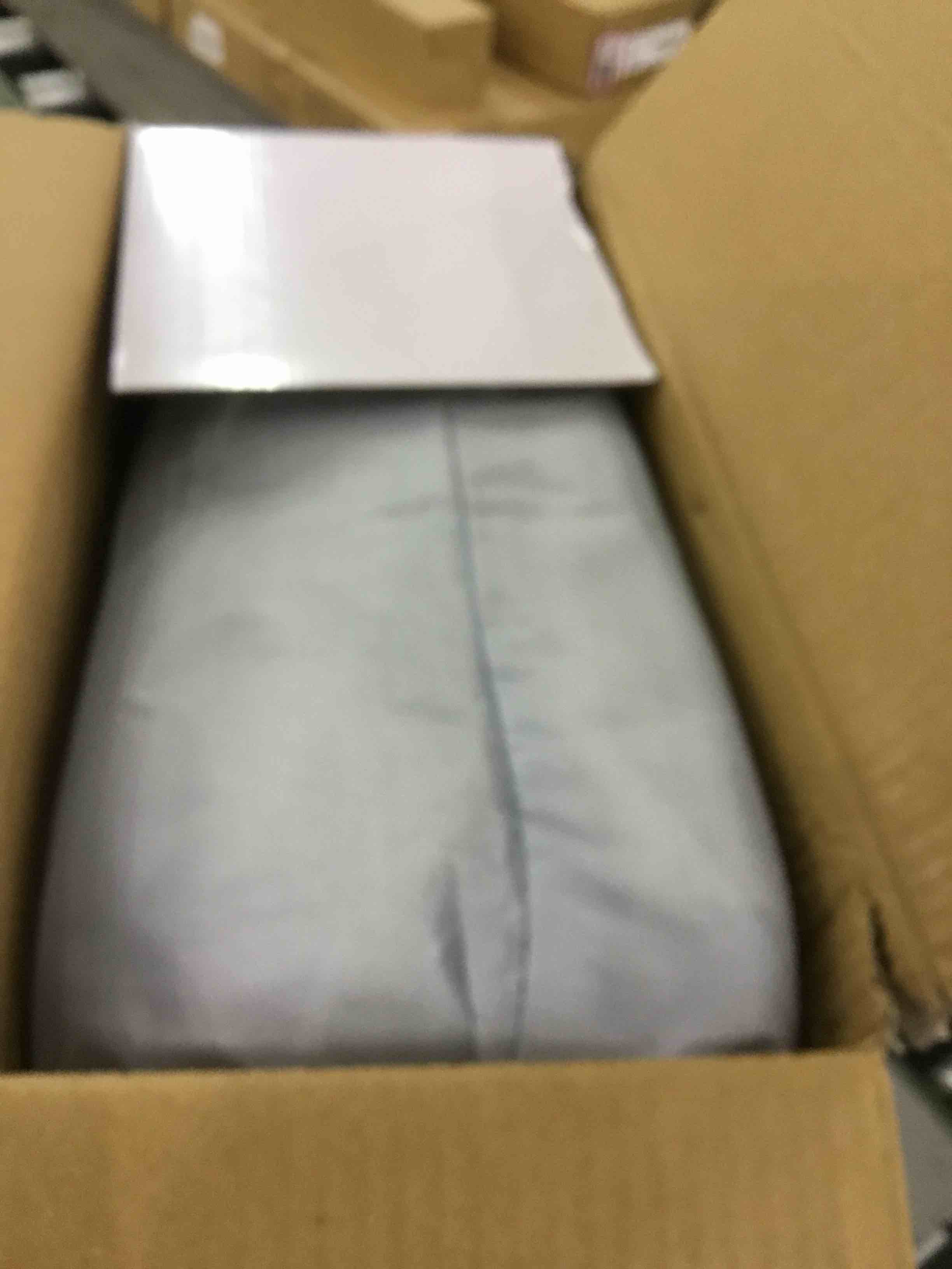 https://s3.amazonaws.com/lotting-images-prod/bidfta/EXS00449676_1709910782670.jpeg