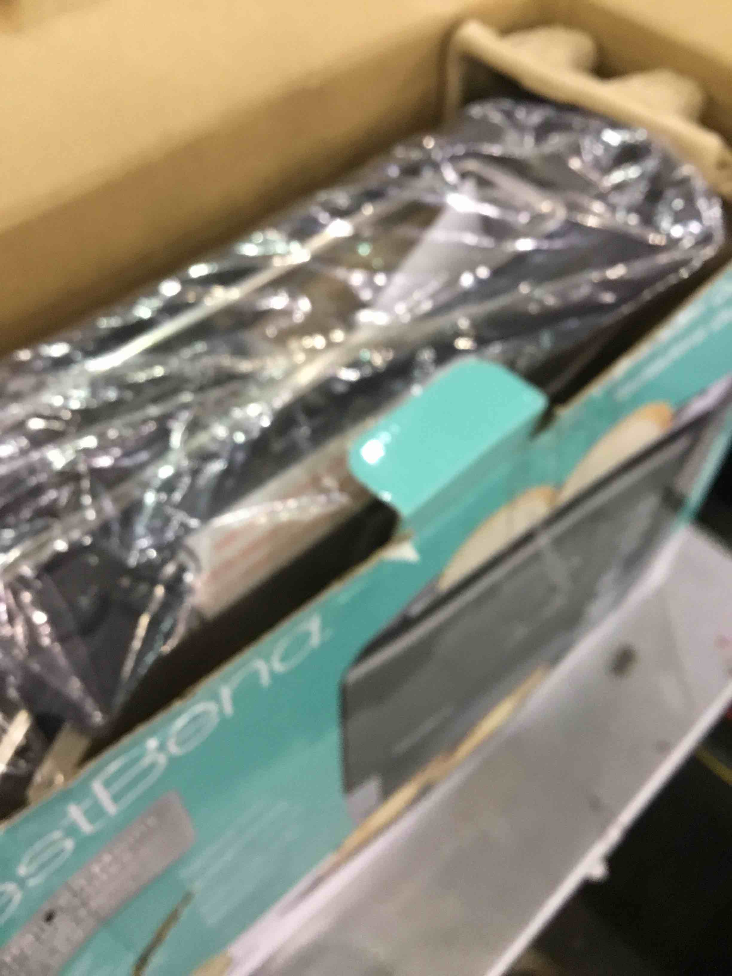 https://s3.amazonaws.com/lotting-images-prod/bidfta/EXS00449735_1709913601666.jpeg