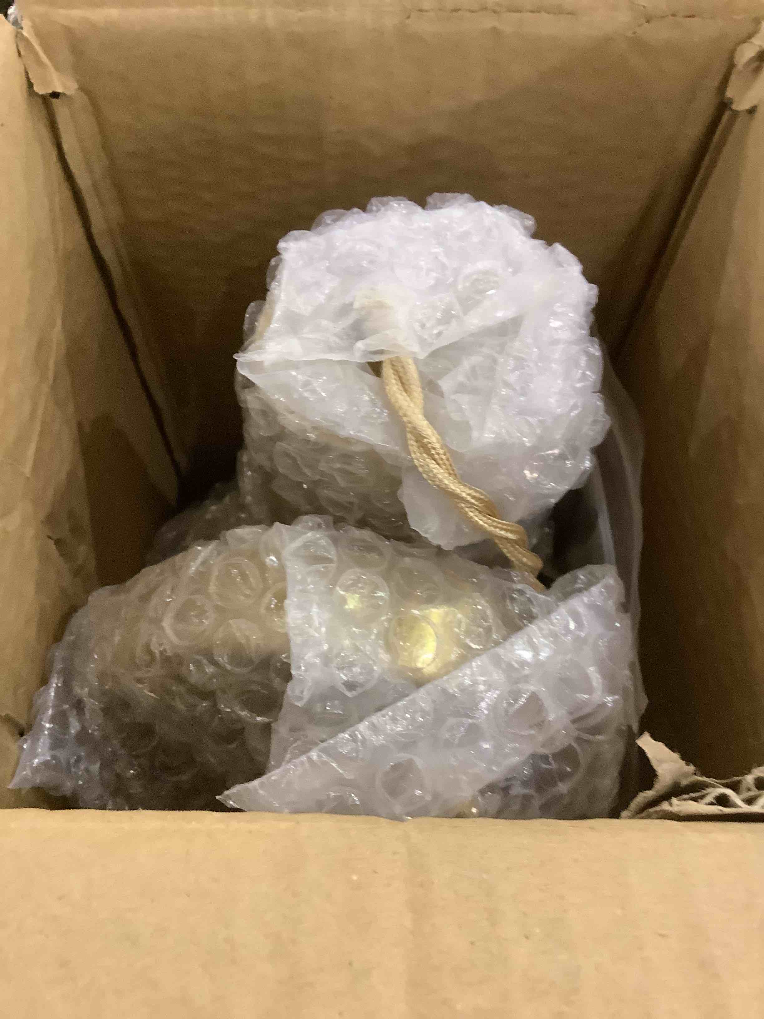 https://s3.amazonaws.com/lotting-images-prod/bidfta/EXS00450013_1692117837142.jpeg
