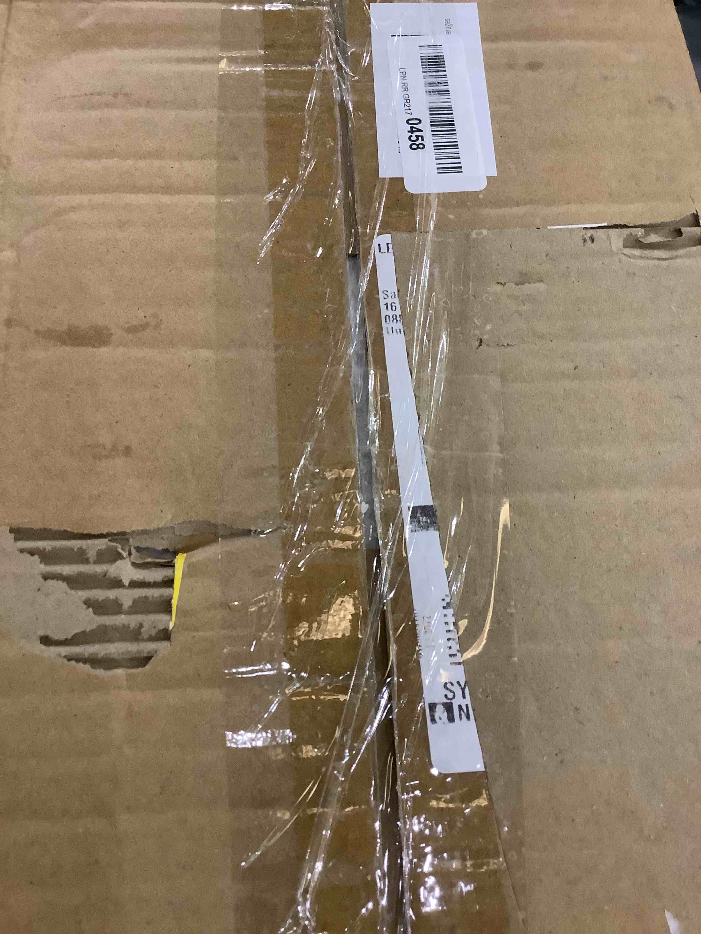 https://s3.amazonaws.com/lotting-images-prod/bidfta/EXS00450104_1692196553053.jpeg