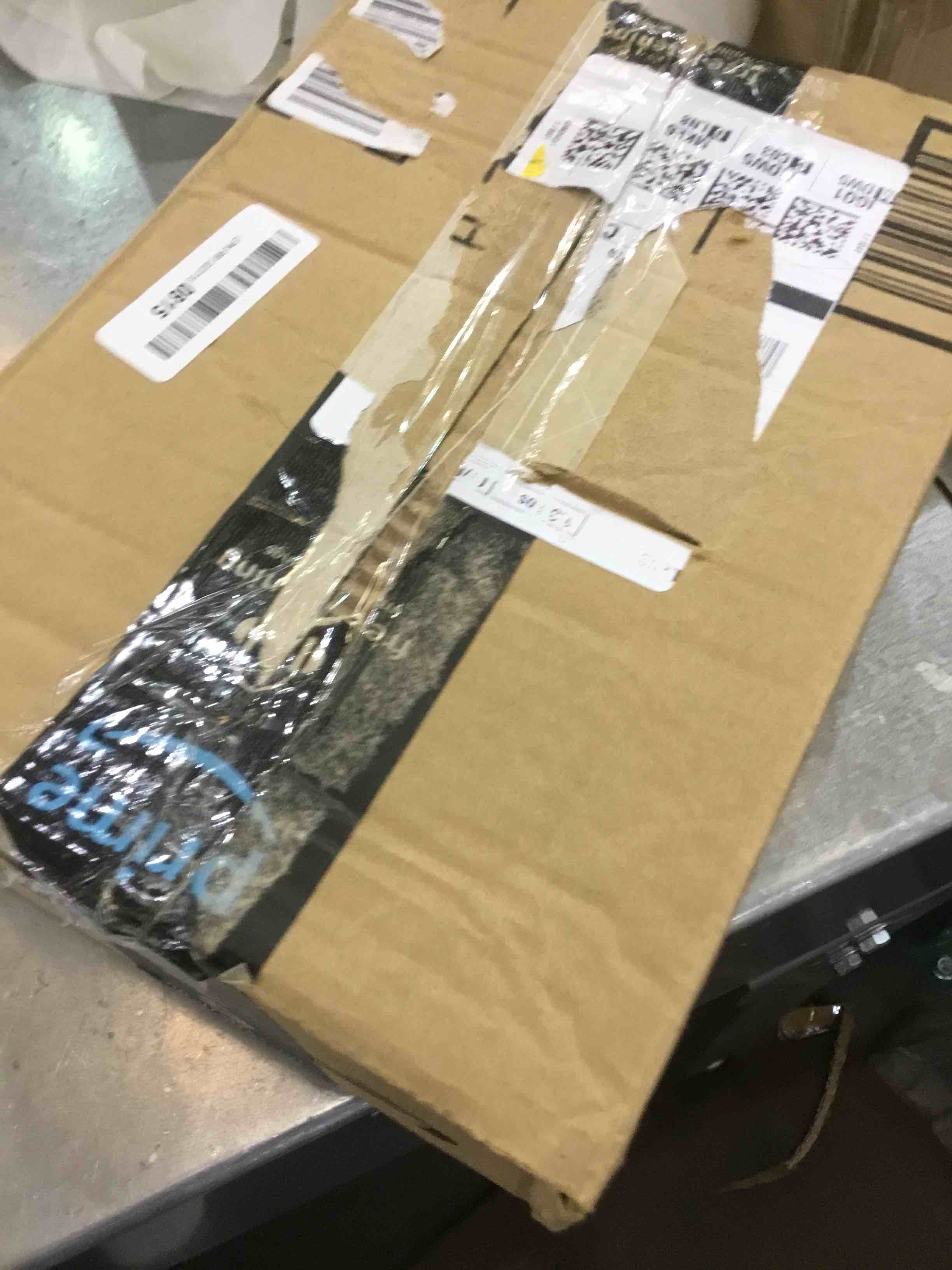 https://s3.amazonaws.com/lotting-images-prod/bidfta/EXS00450423_1692973093605.jpeg