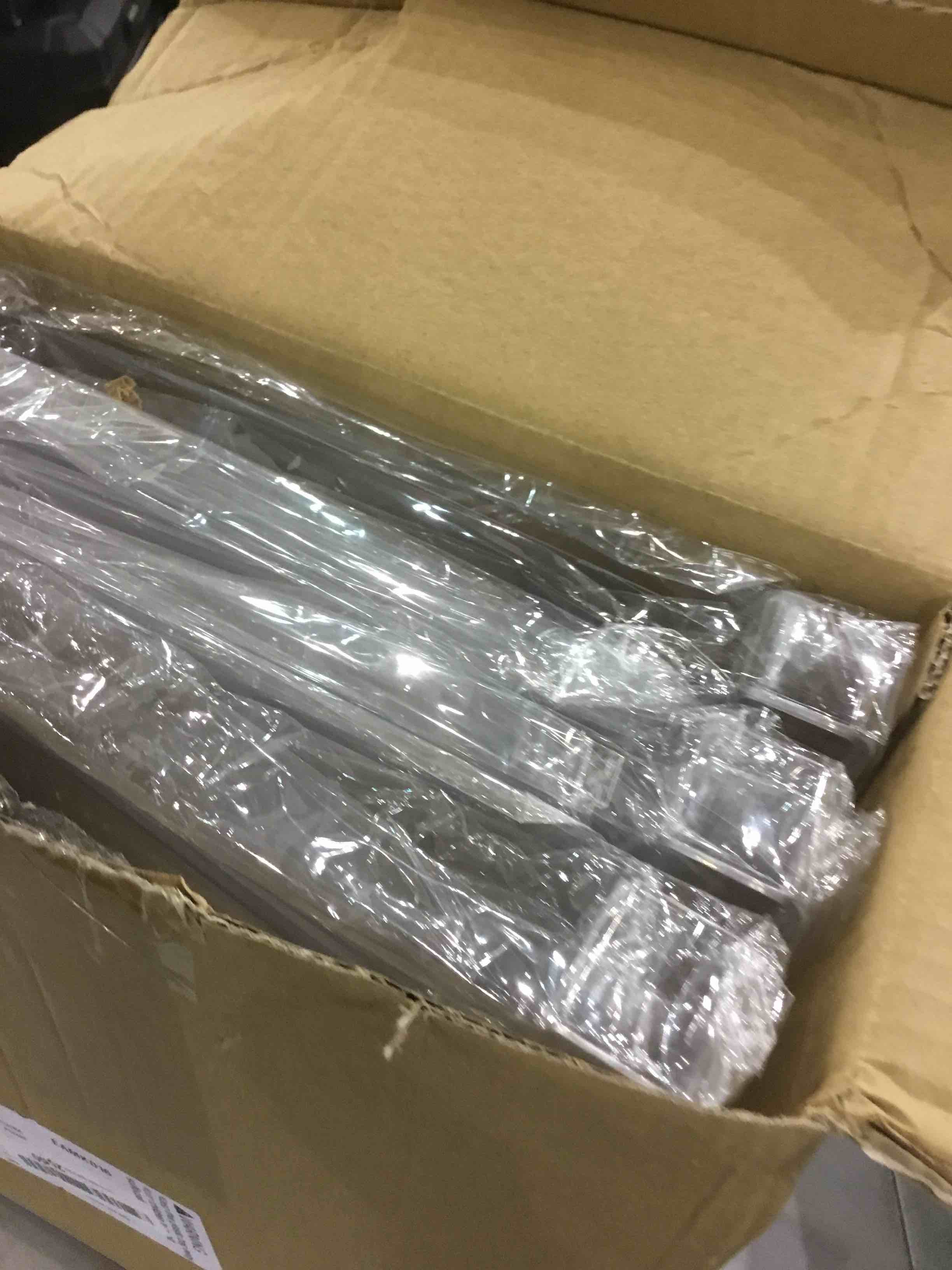 https://s3.amazonaws.com/lotting-images-prod/bidfta/EXS00450454_1693222007342.jpeg