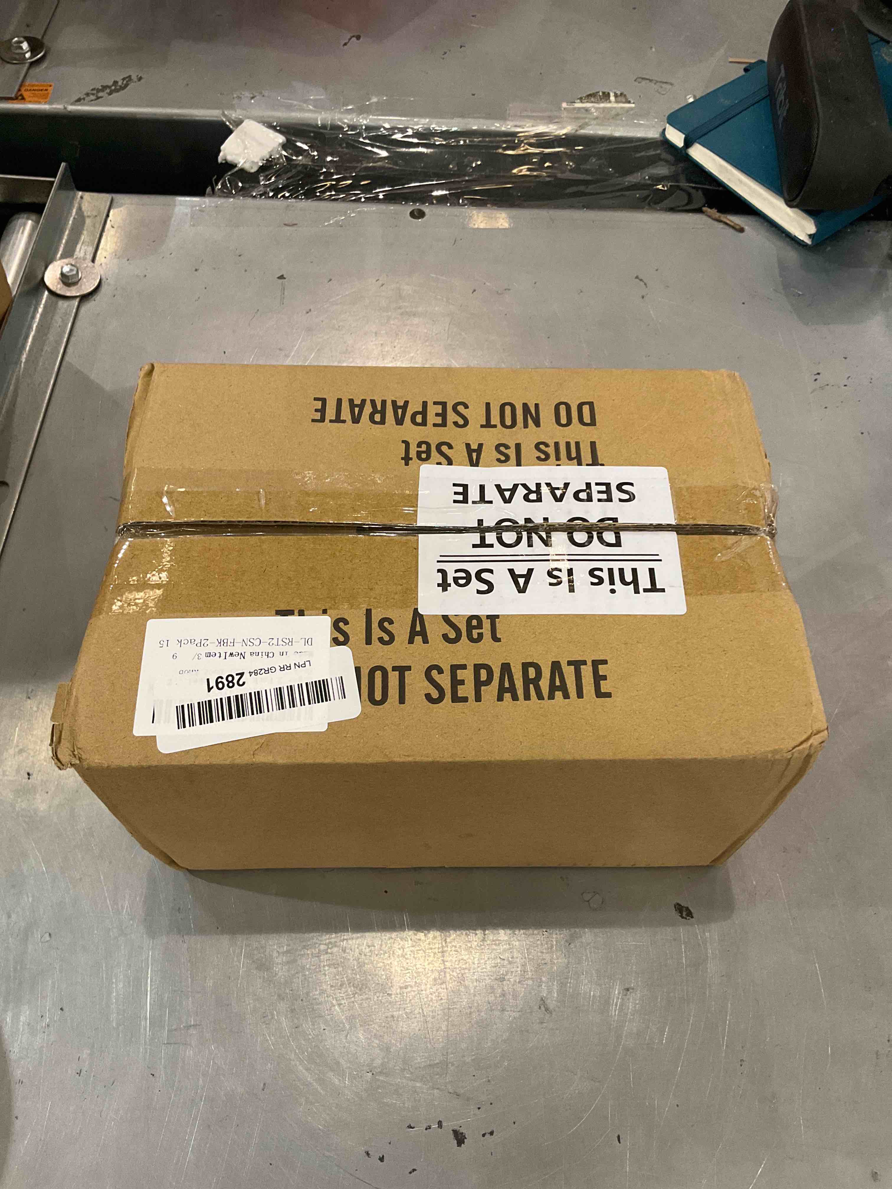 https://s3.amazonaws.com/lotting-images-prod/bidfta/EXS00450603_1692027065326.jpeg