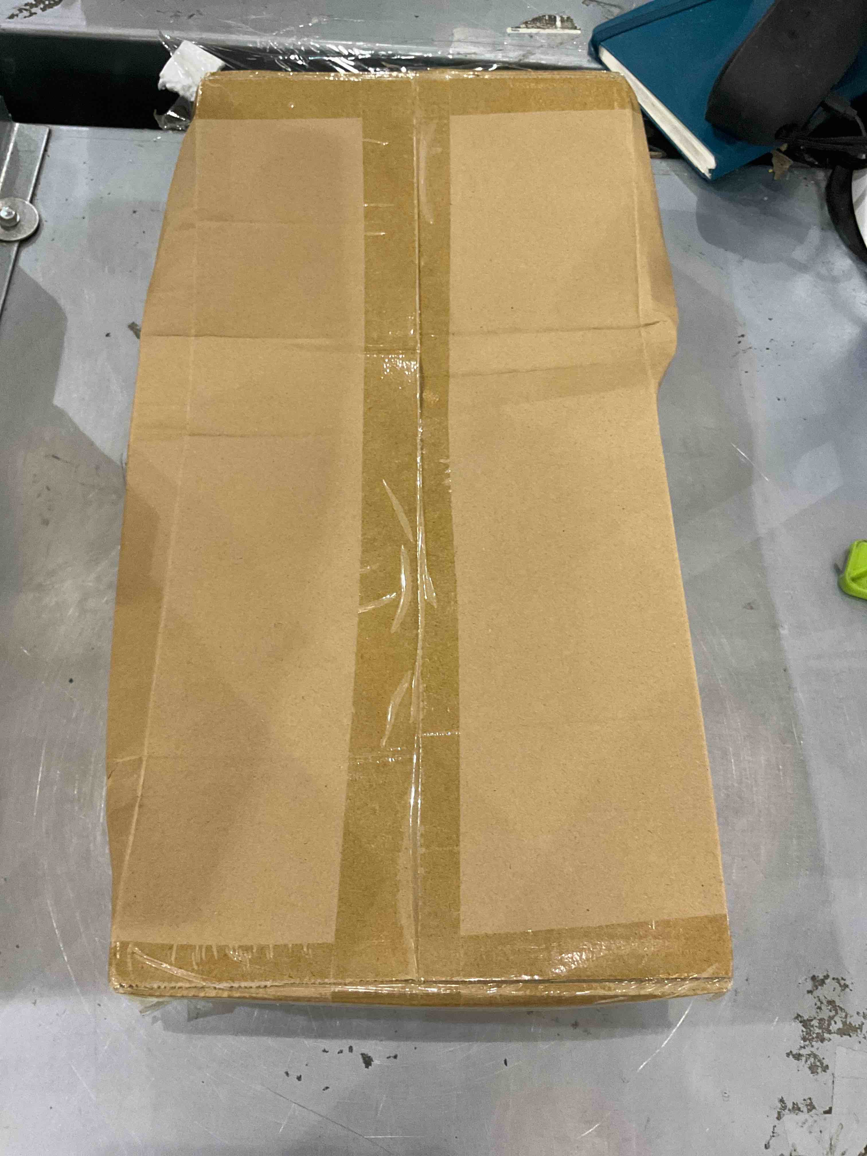 https://s3.amazonaws.com/lotting-images-prod/bidfta/EXS00450667_1692101630739.jpeg