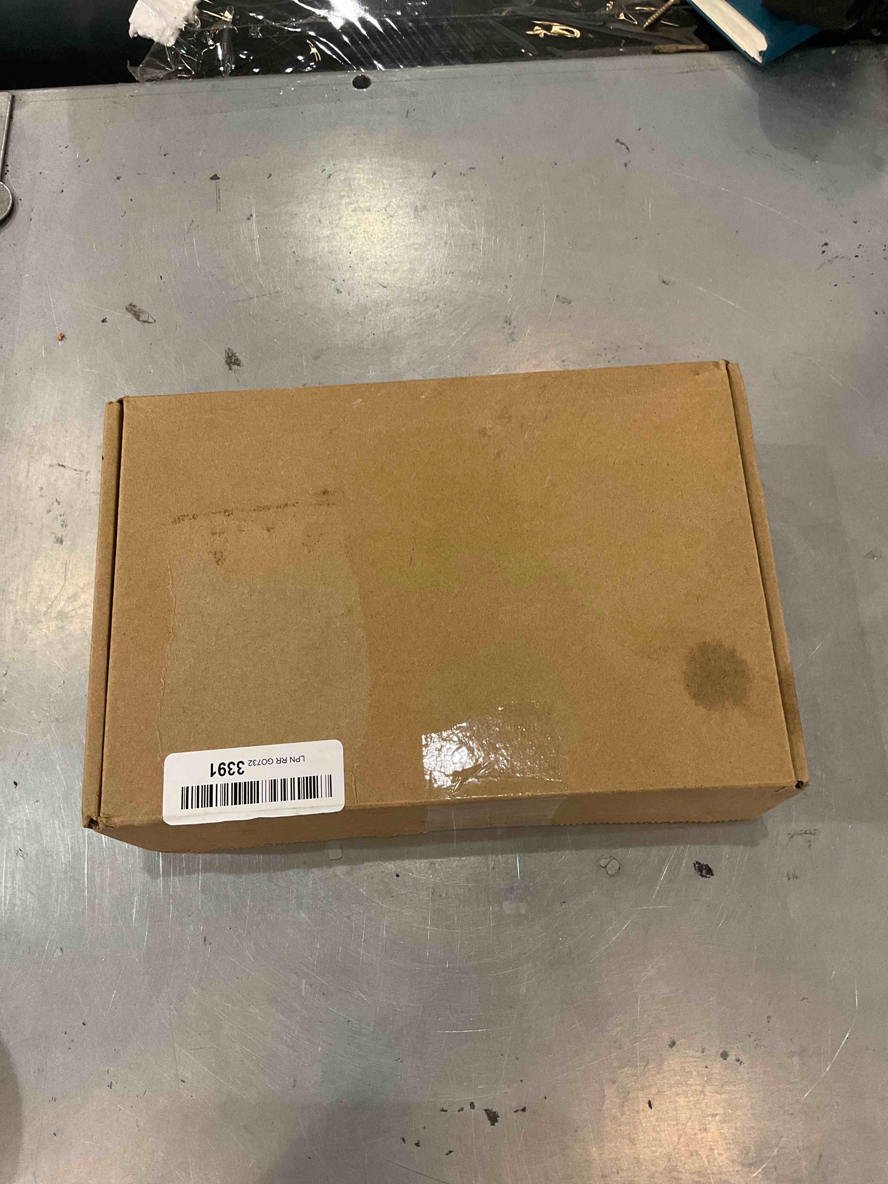 https://s3.amazonaws.com/lotting-images-prod/bidfta/EXS00450733_1692108772623.jpeg