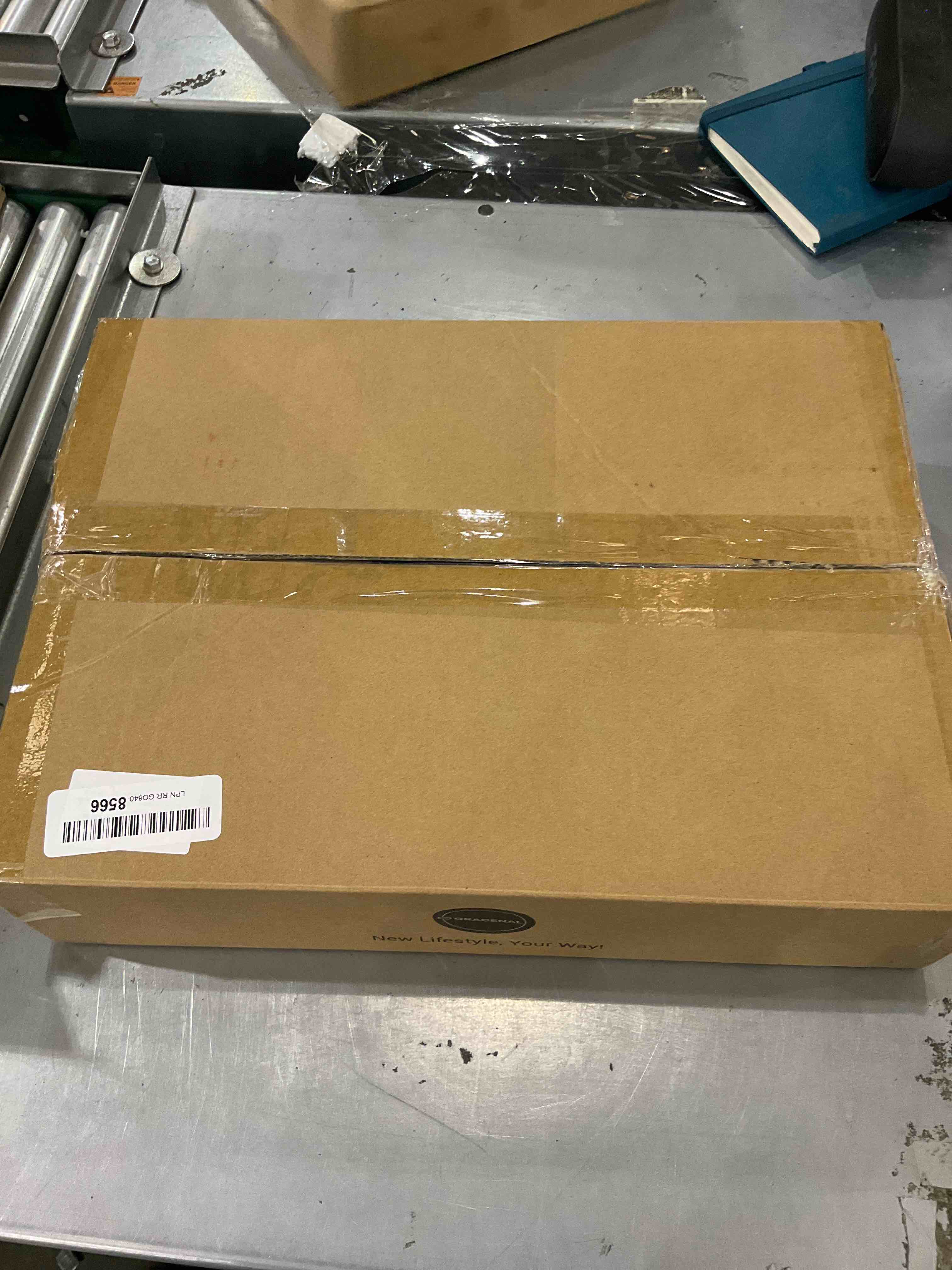 https://s3.amazonaws.com/lotting-images-prod/bidfta/EXS00450955_1692189192886.jpeg
