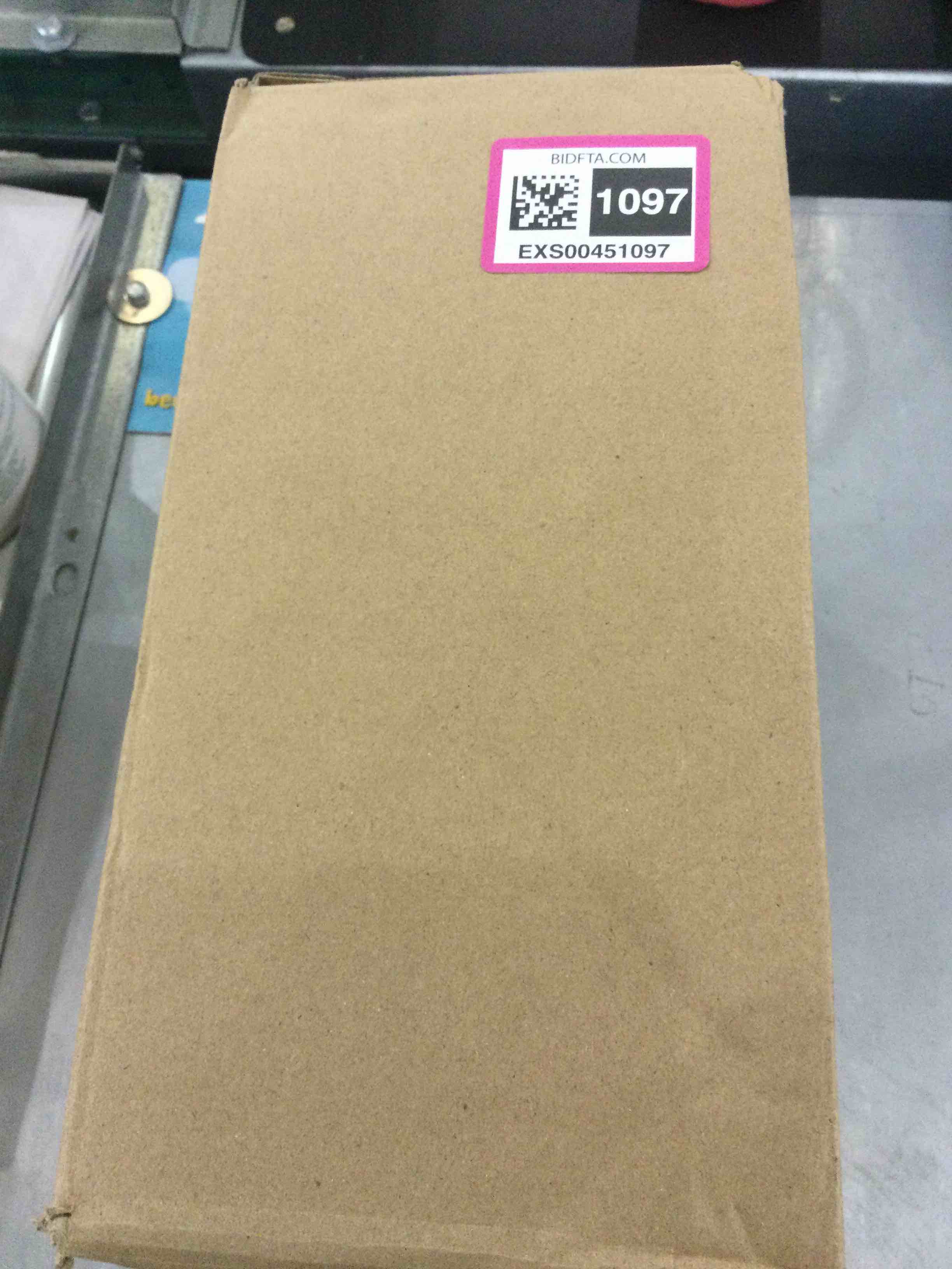 https://s3.amazonaws.com/lotting-images-prod/bidfta/EXS00451097_1692026029120.jpeg