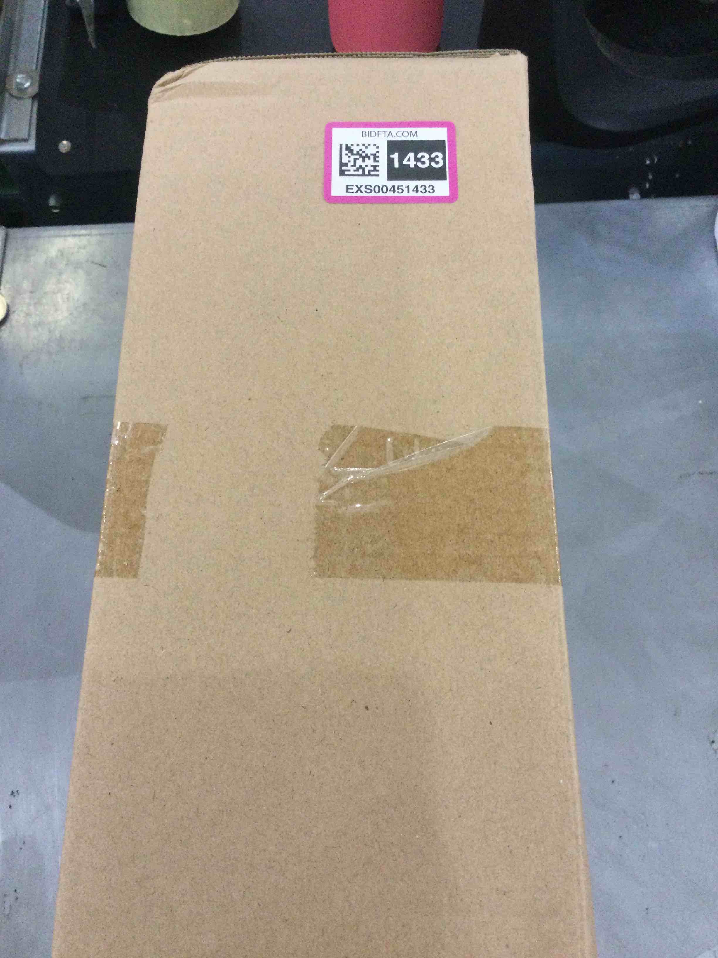 https://s3.amazonaws.com/lotting-images-prod/bidfta/EXS00451433_1692198274200.jpeg