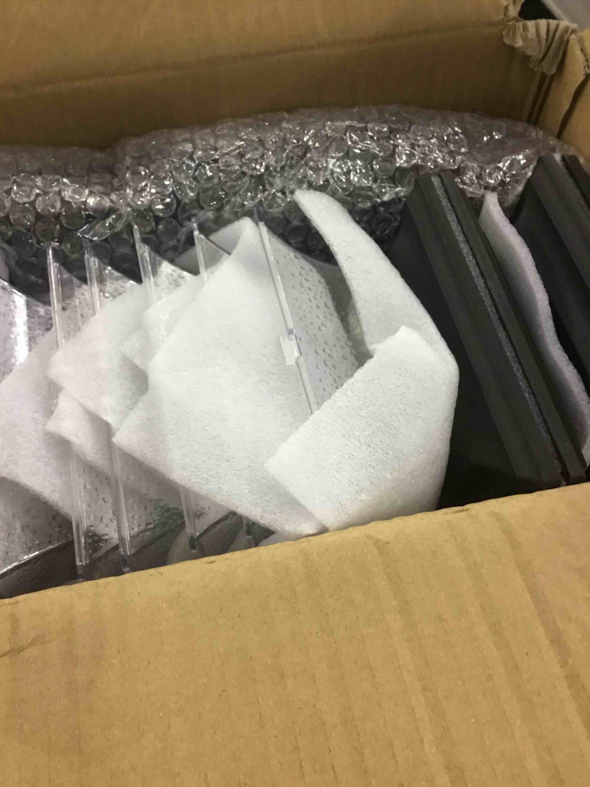 https://s3.amazonaws.com/lotting-images-prod/bidfta/EXS00452618_1692101583684.jpeg