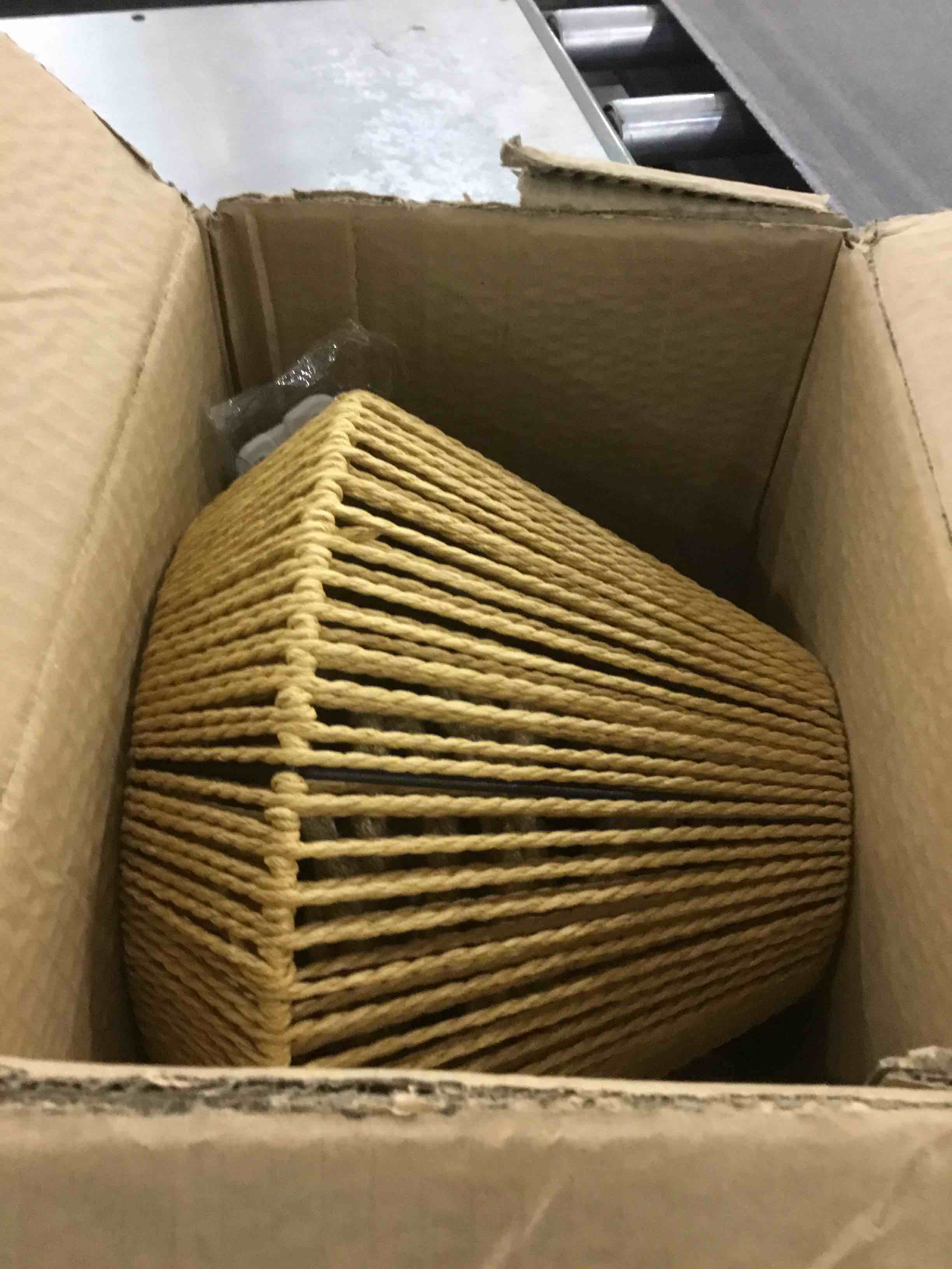 https://s3.amazonaws.com/lotting-images-prod/bidfta/EXS00452620_1692101851616.jpeg