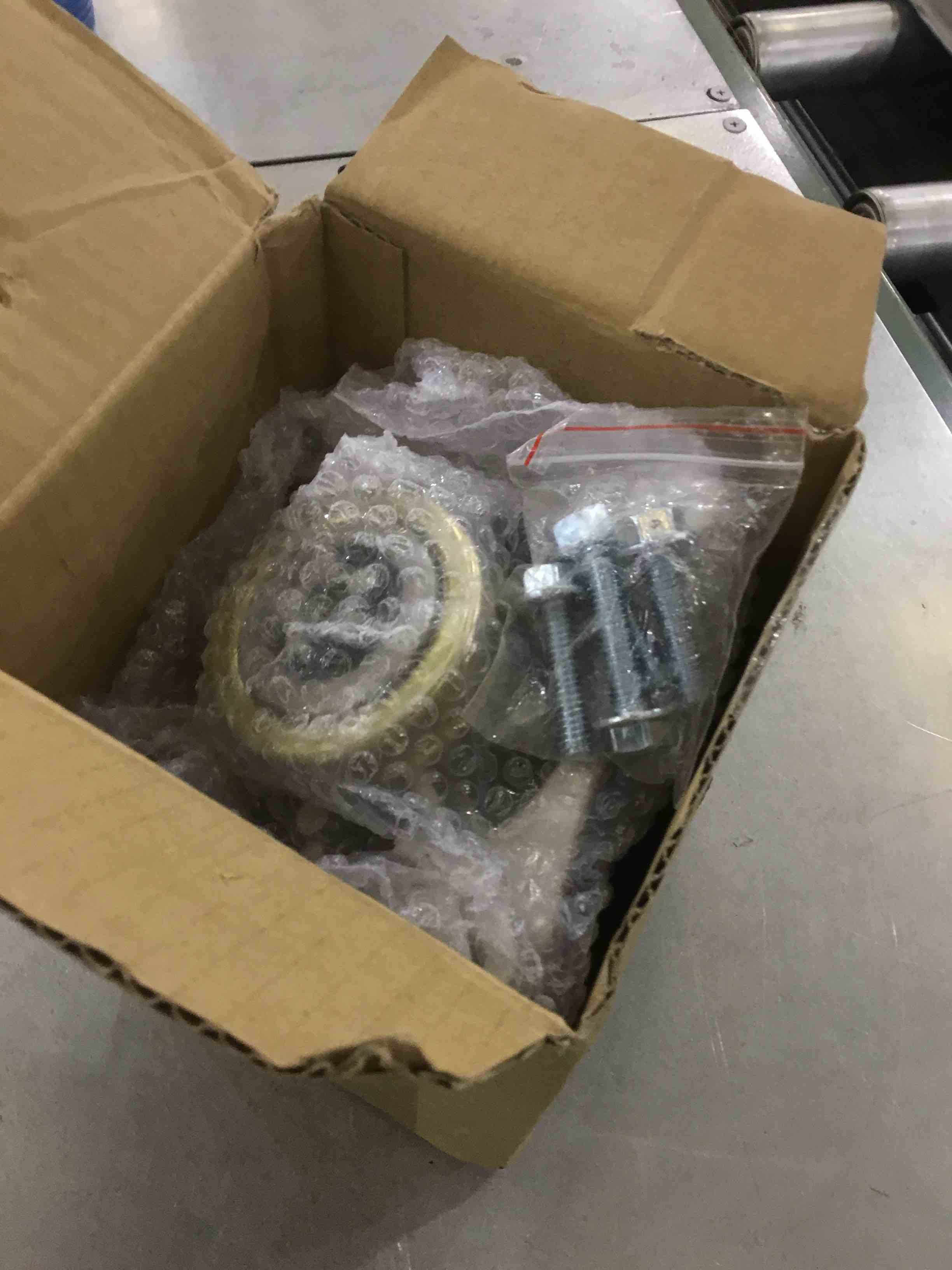 https://s3.amazonaws.com/lotting-images-prod/bidfta/EXS00452665_1692107601281.jpeg
