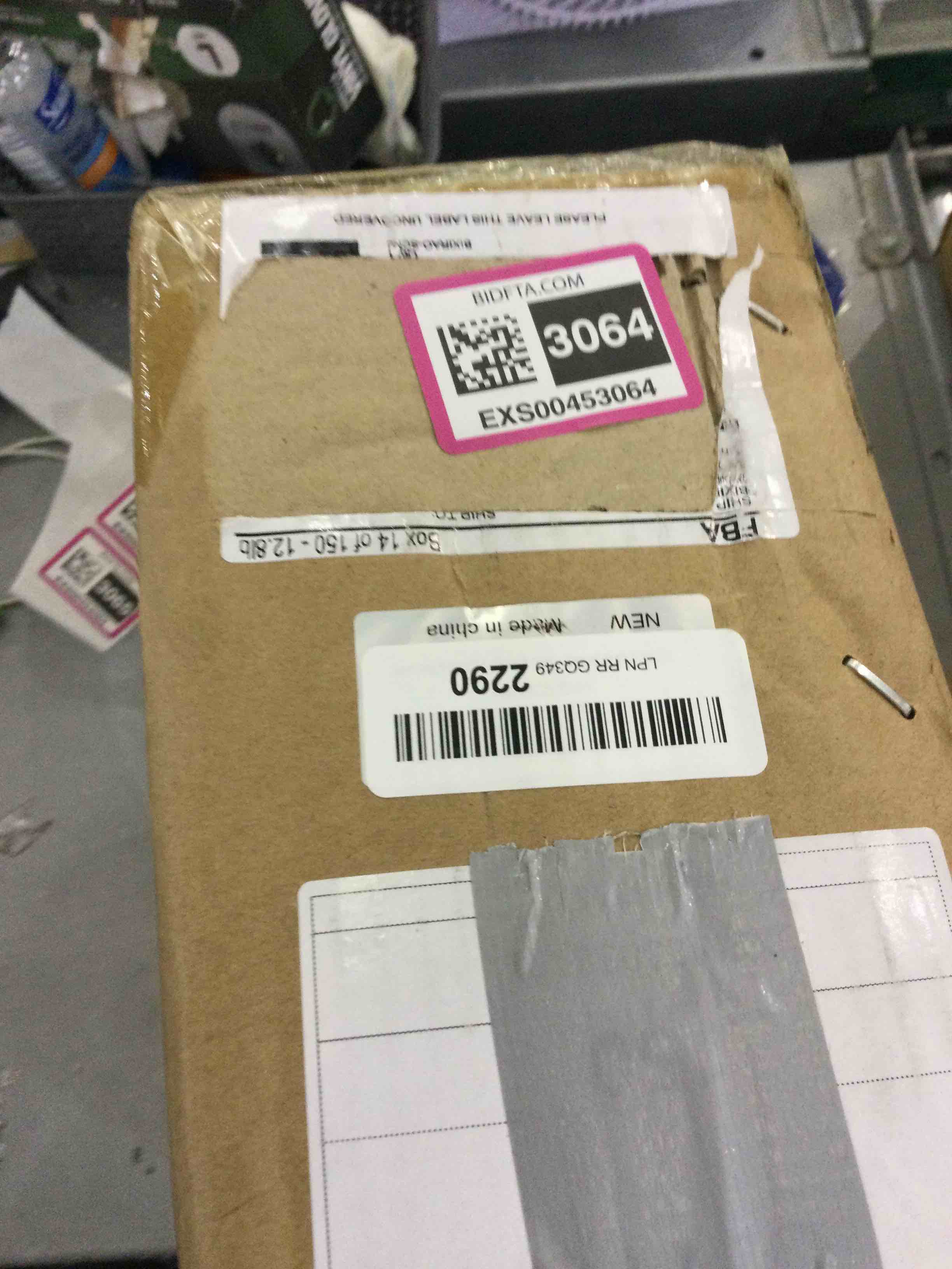 https://s3.amazonaws.com/lotting-images-prod/bidfta/EXS00453064_1692023764110.jpeg