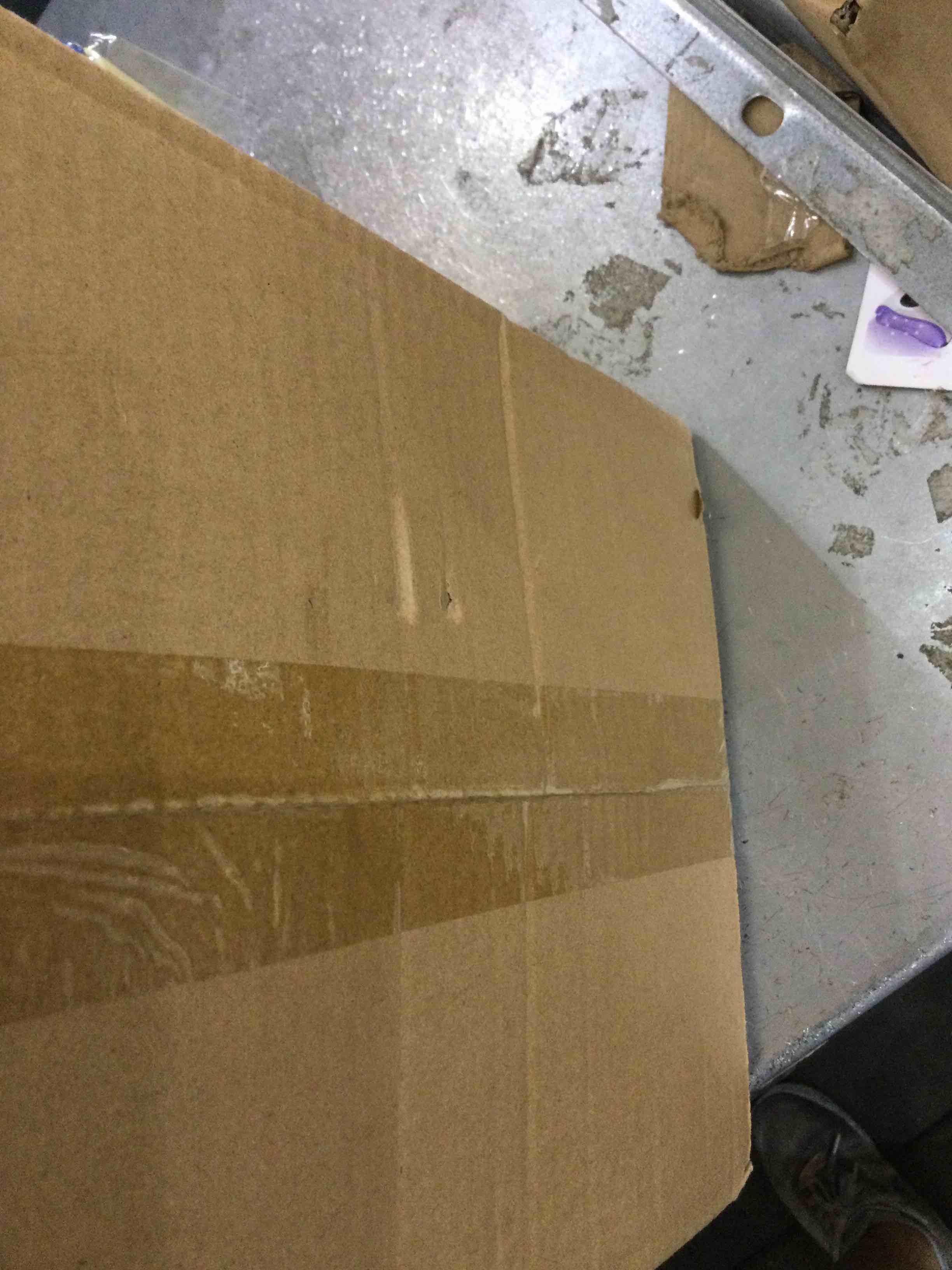 https://s3.amazonaws.com/lotting-images-prod/bidfta/EXS00453270_1692117220215.jpeg