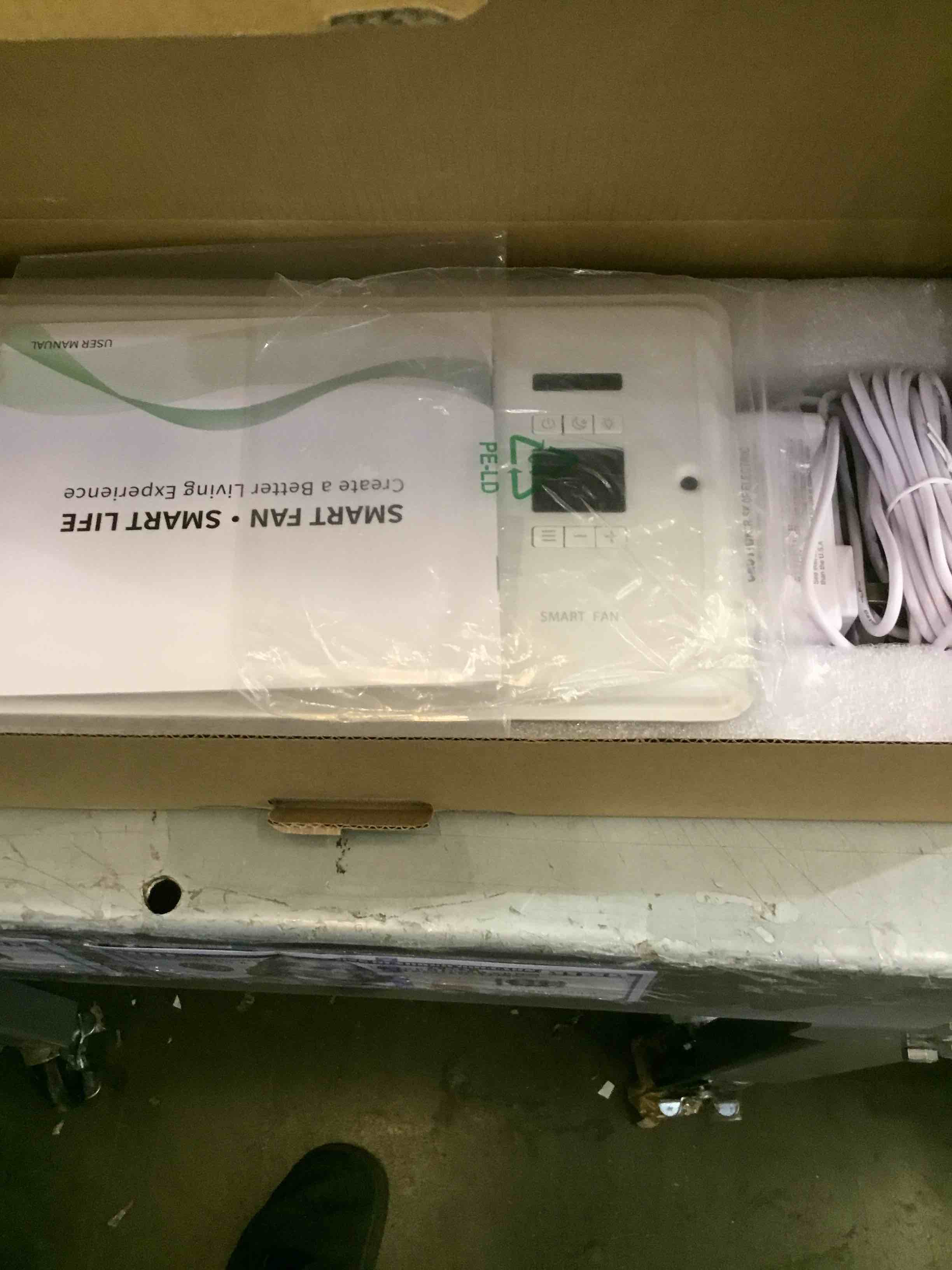 https://s3.amazonaws.com/lotting-images-prod/bidfta/EXS00453672_1692114372820.jpeg