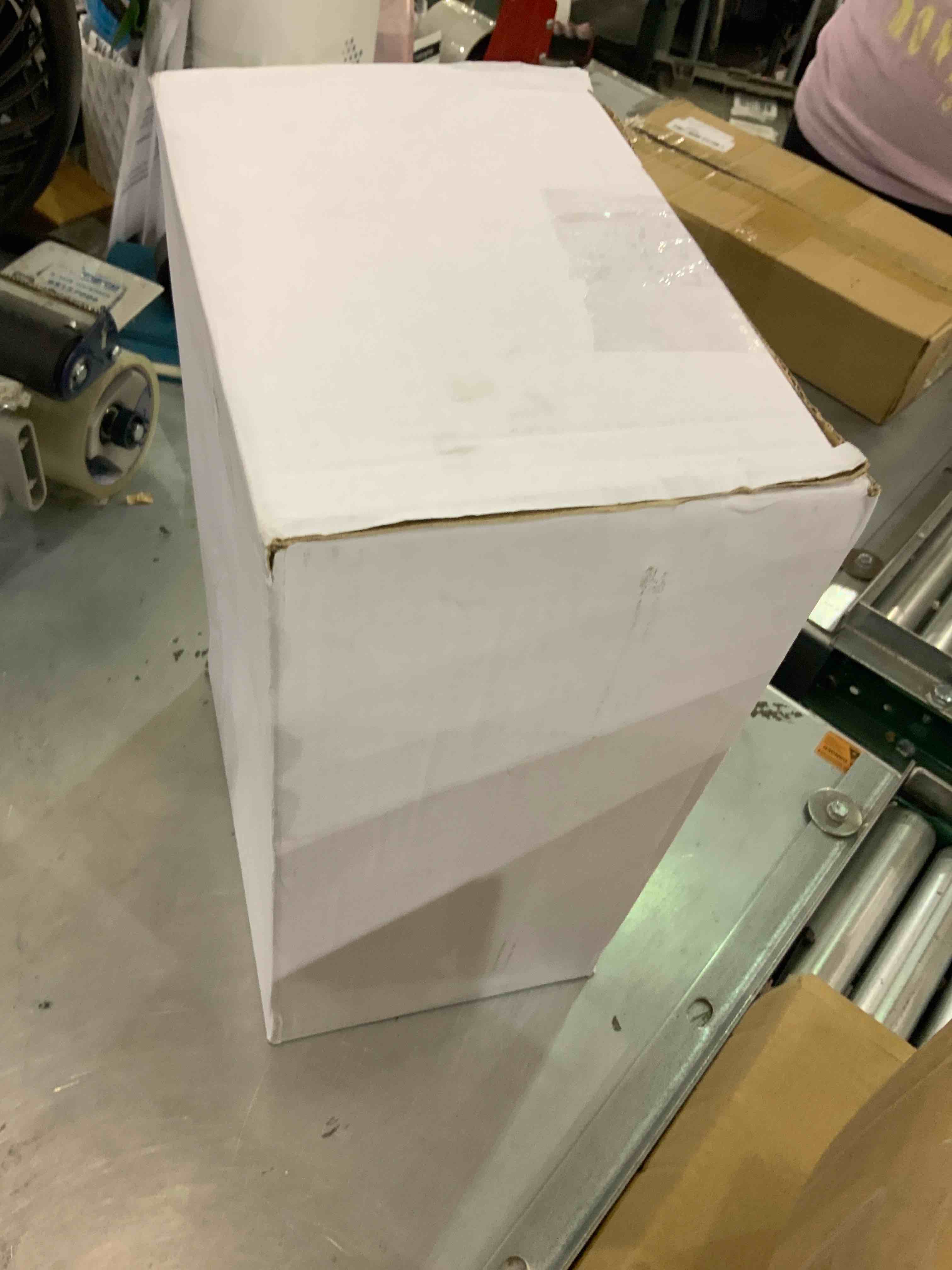 https://s3.amazonaws.com/lotting-images-prod/bidfta/EXS00454002_1692101506720.jpeg