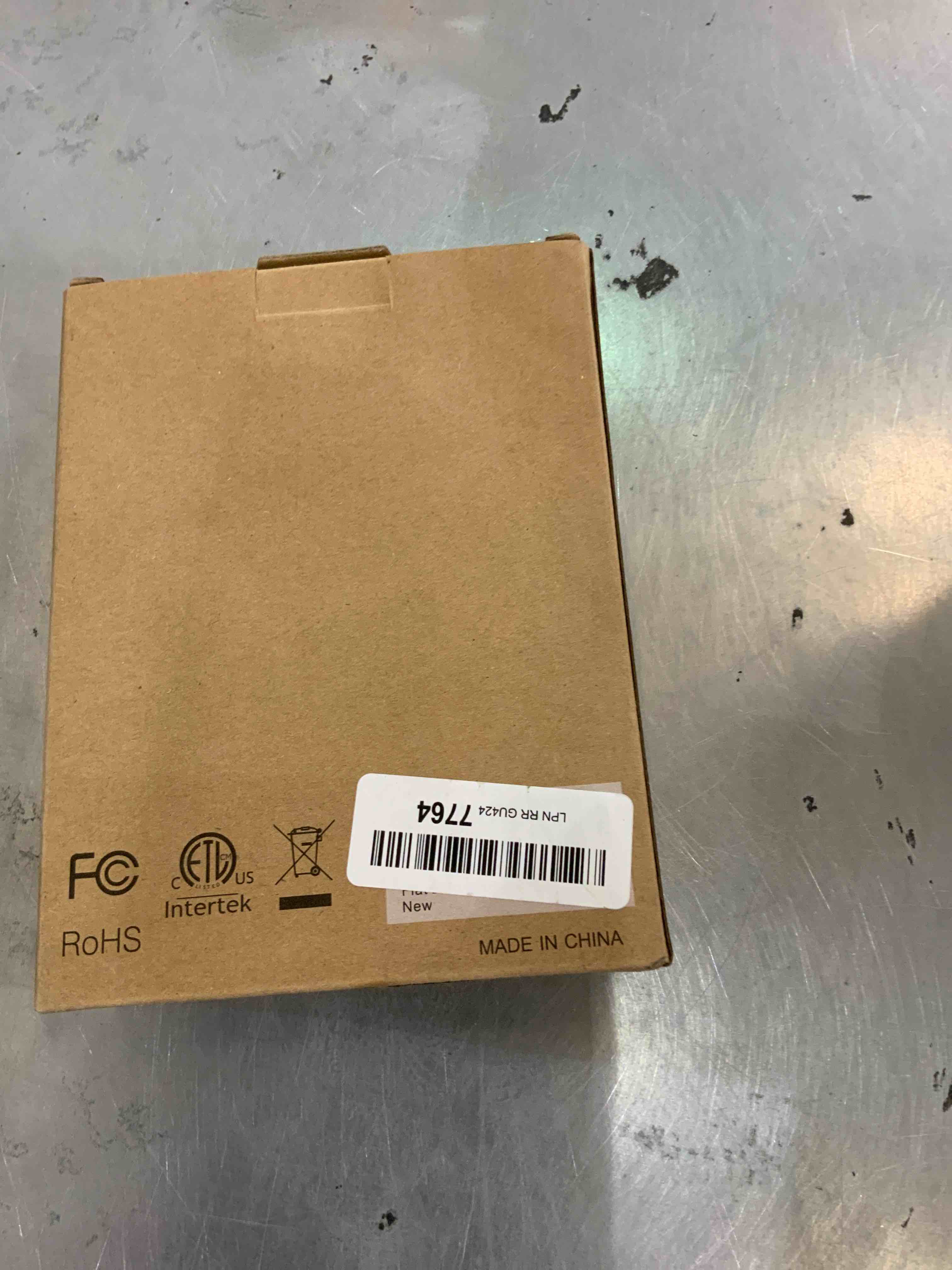https://s3.amazonaws.com/lotting-images-prod/bidfta/EXS00454072_1692108404493.jpeg
