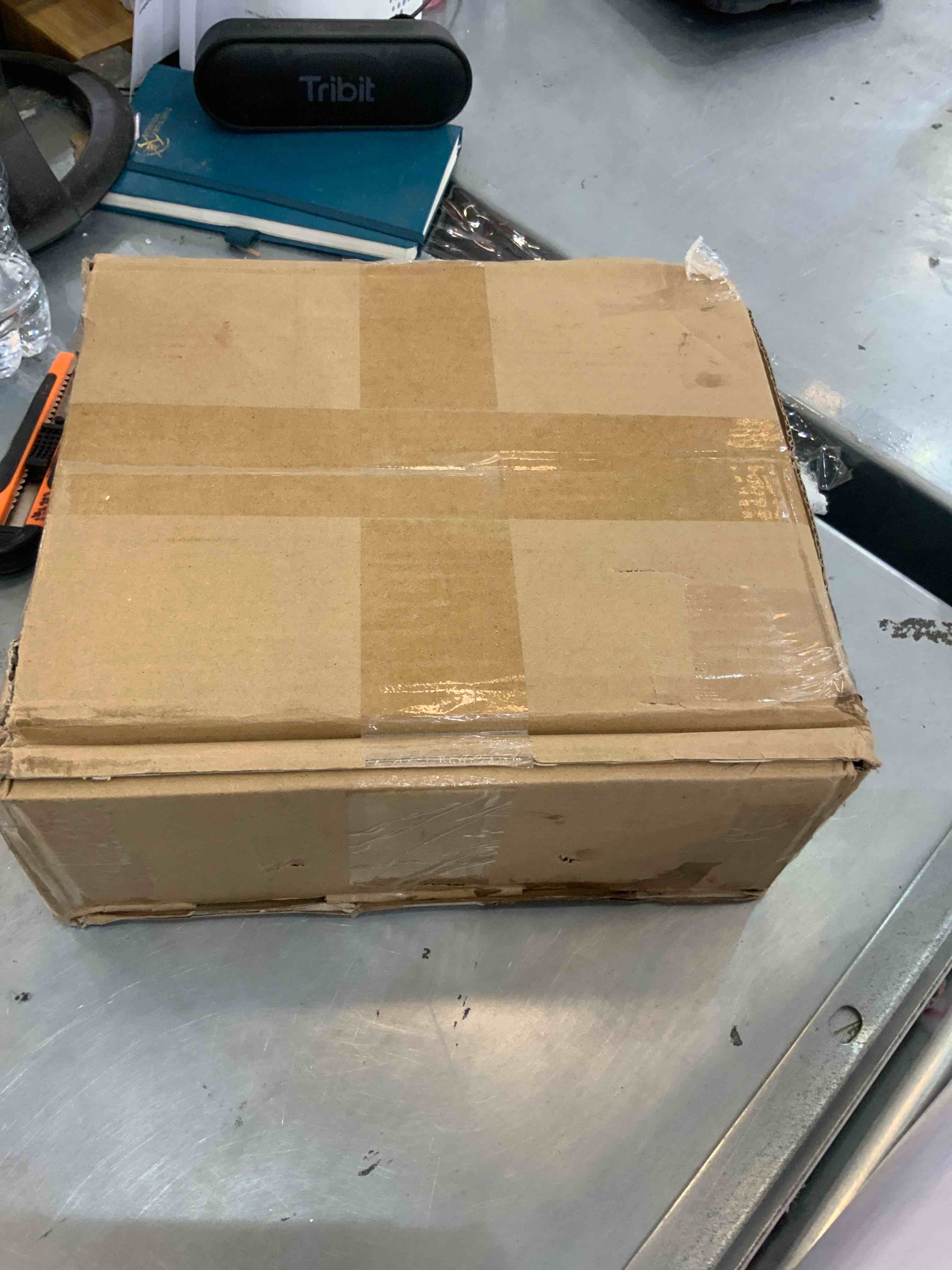 https://s3.amazonaws.com/lotting-images-prod/bidfta/EXS00454140_1692114832740.jpeg