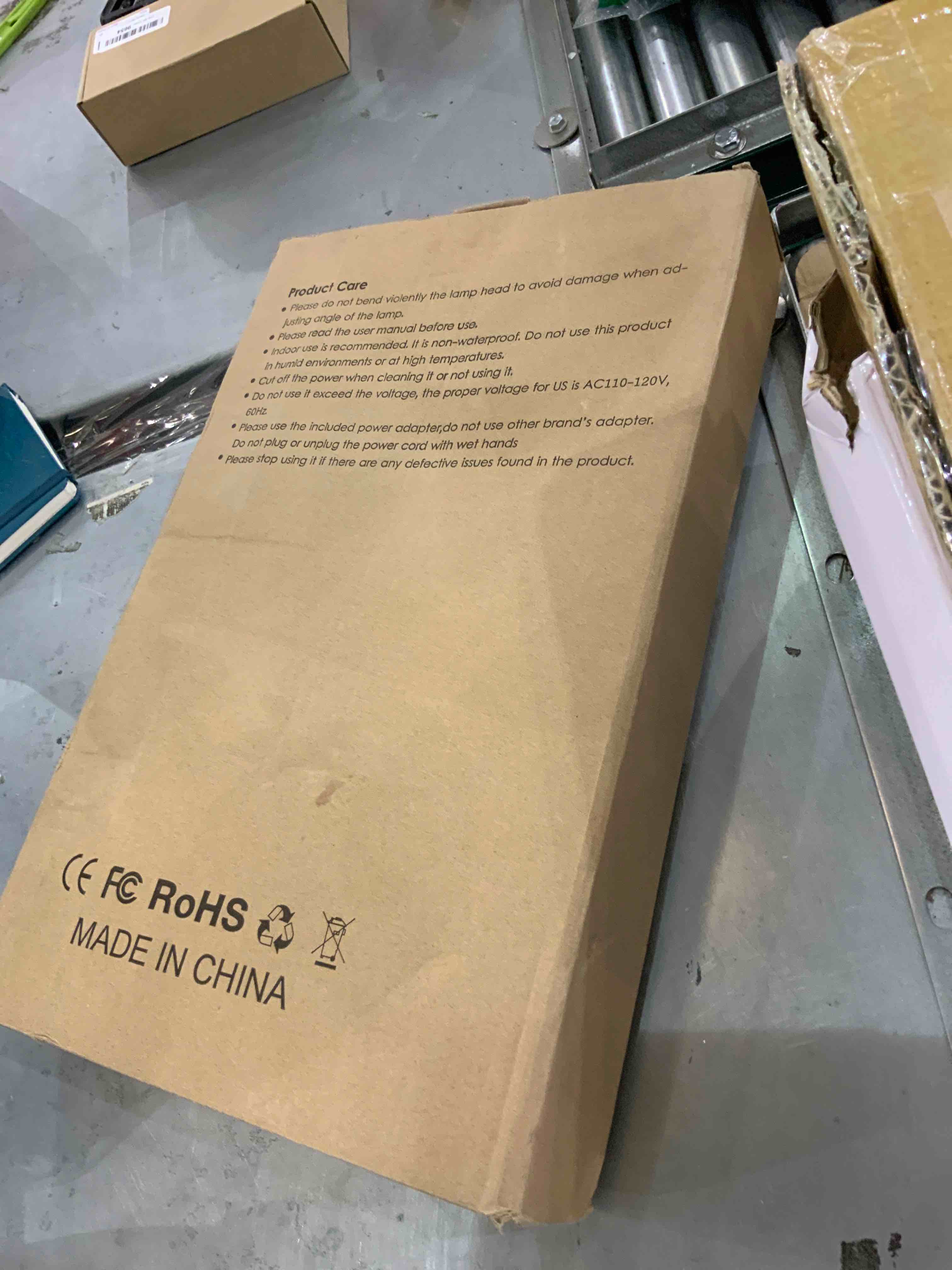 https://s3.amazonaws.com/lotting-images-prod/bidfta/EXS00454147_1692117732421.jpeg