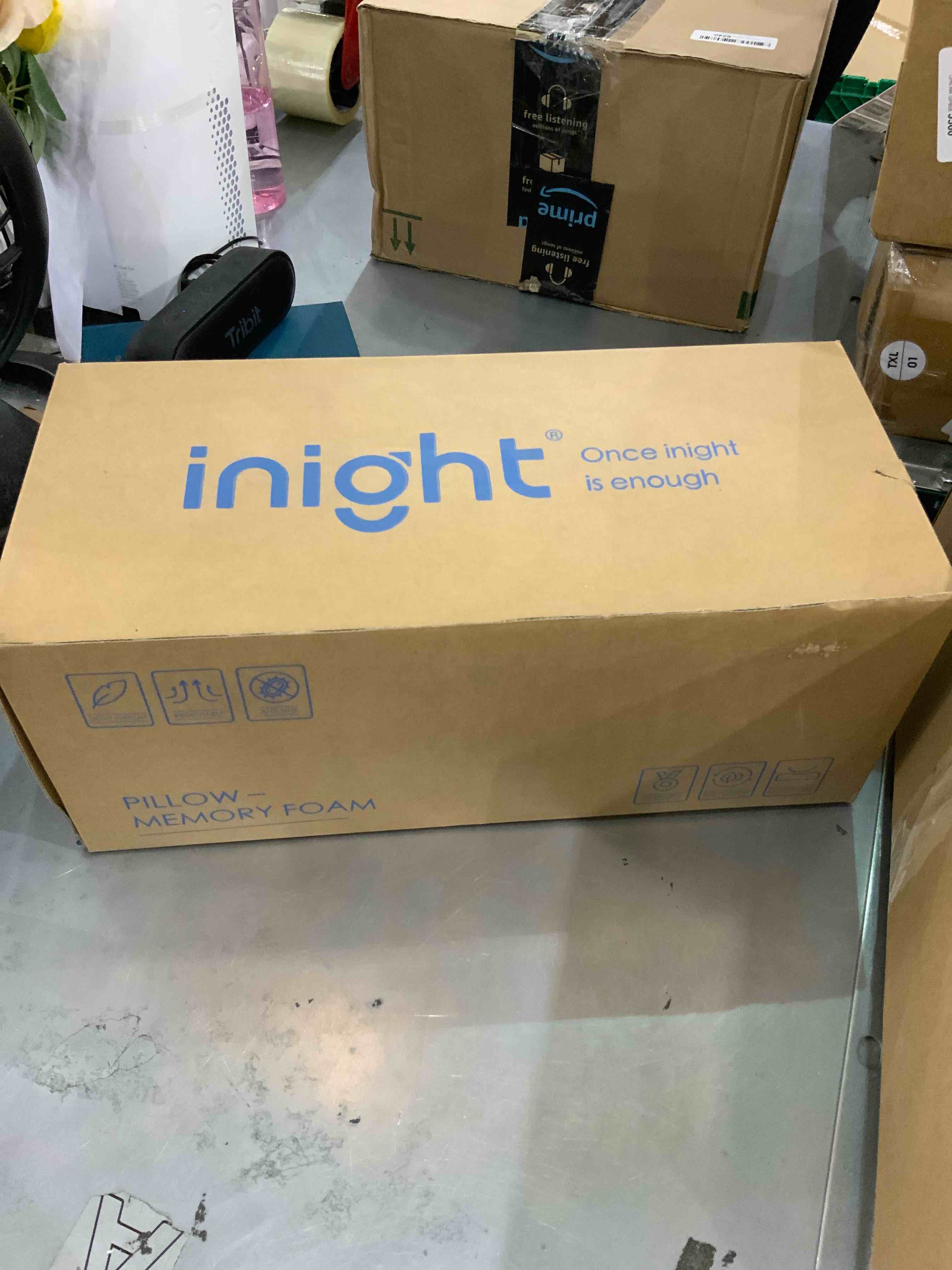 https://s3.amazonaws.com/lotting-images-prod/bidfta/EXS00454289_1692189321190.jpeg