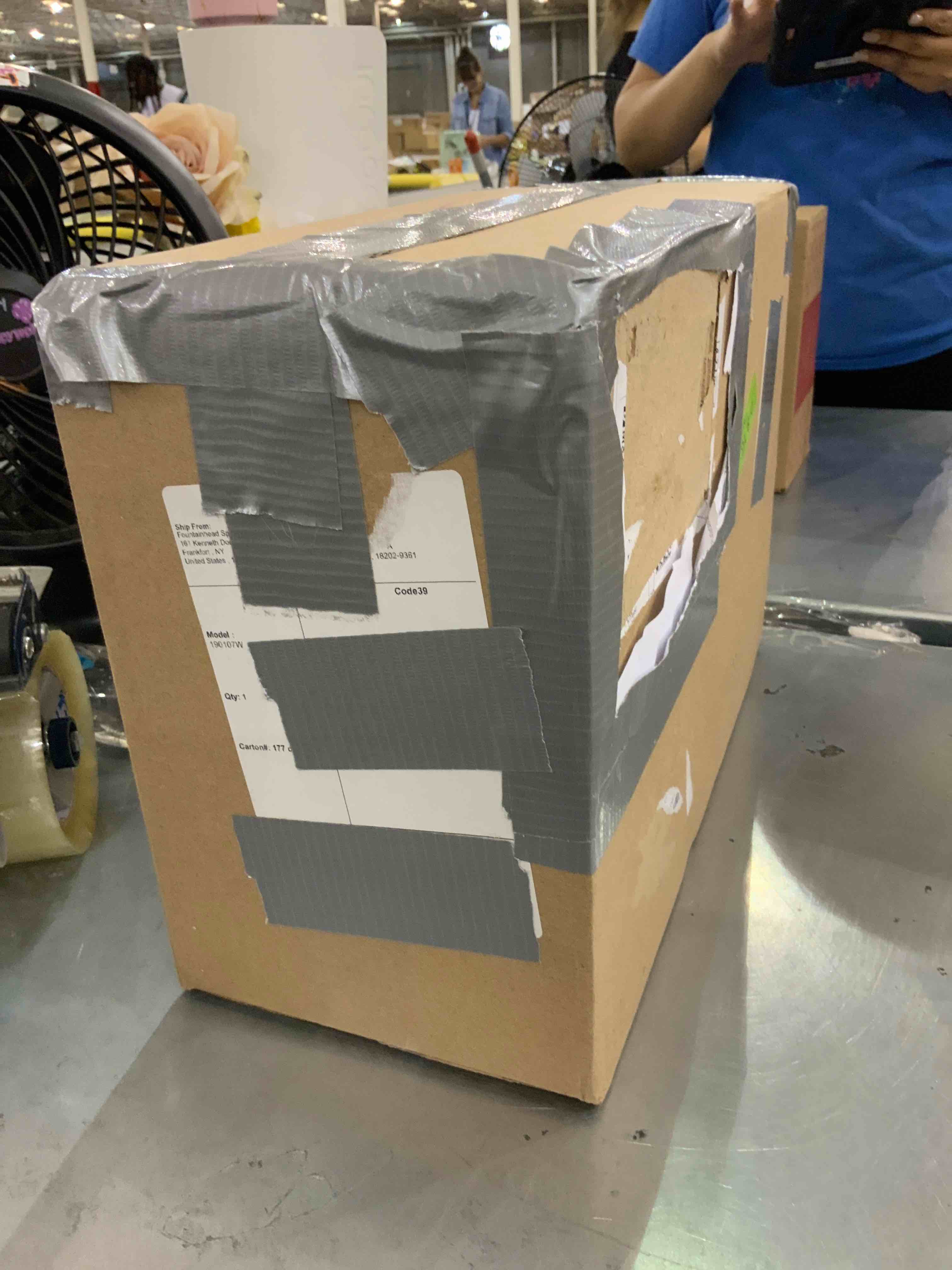 https://s3.amazonaws.com/lotting-images-prod/bidfta/EXS00454357_1692197616336.jpeg
