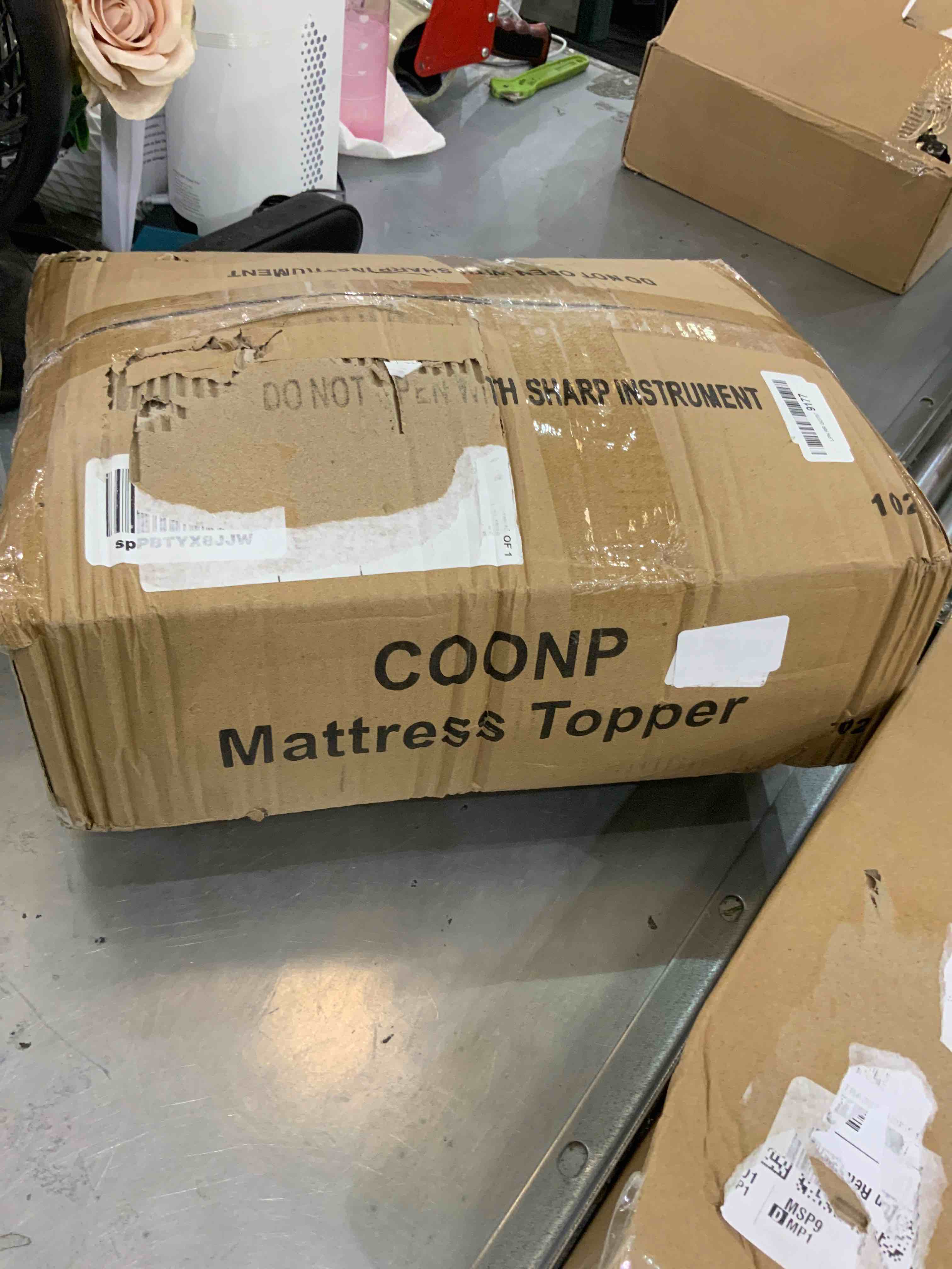 https://s3.amazonaws.com/lotting-images-prod/bidfta/EXS00454408_1692204909975.jpeg