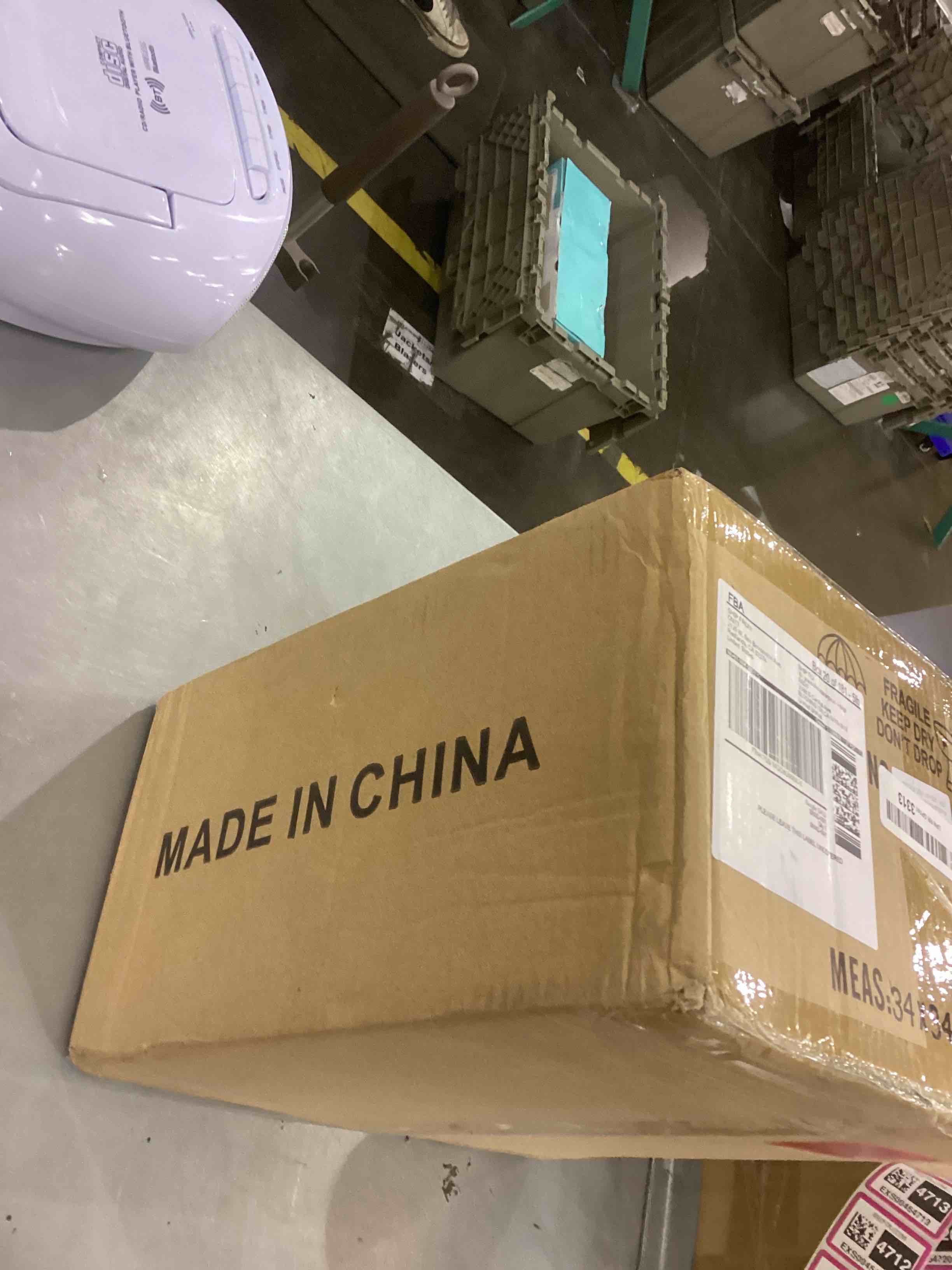 https://s3.amazonaws.com/lotting-images-prod/bidfta/EXS00454709_1692196846557.jpeg