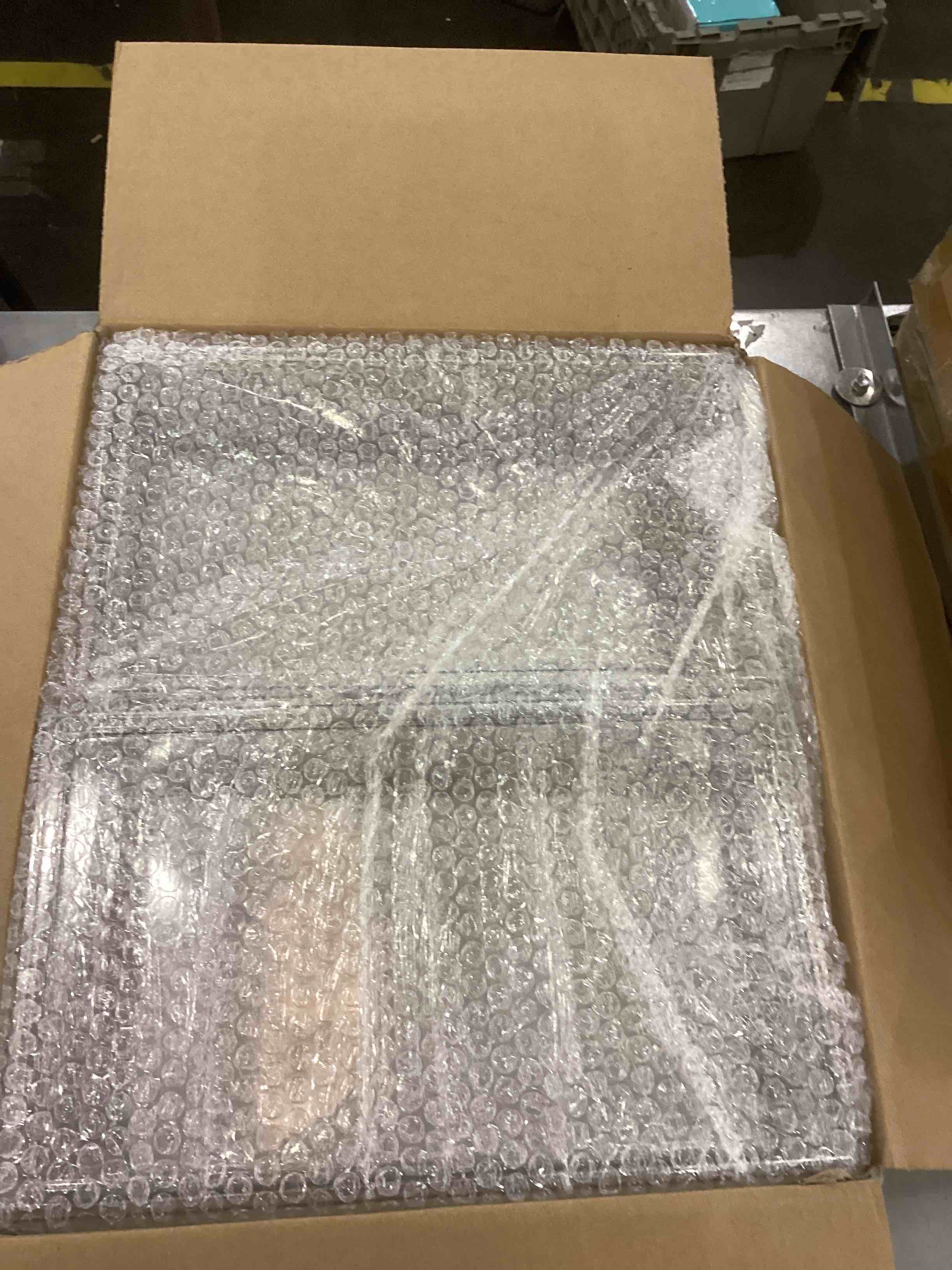 https://s3.amazonaws.com/lotting-images-prod/bidfta/EXS00454718_1692197663480.jpeg