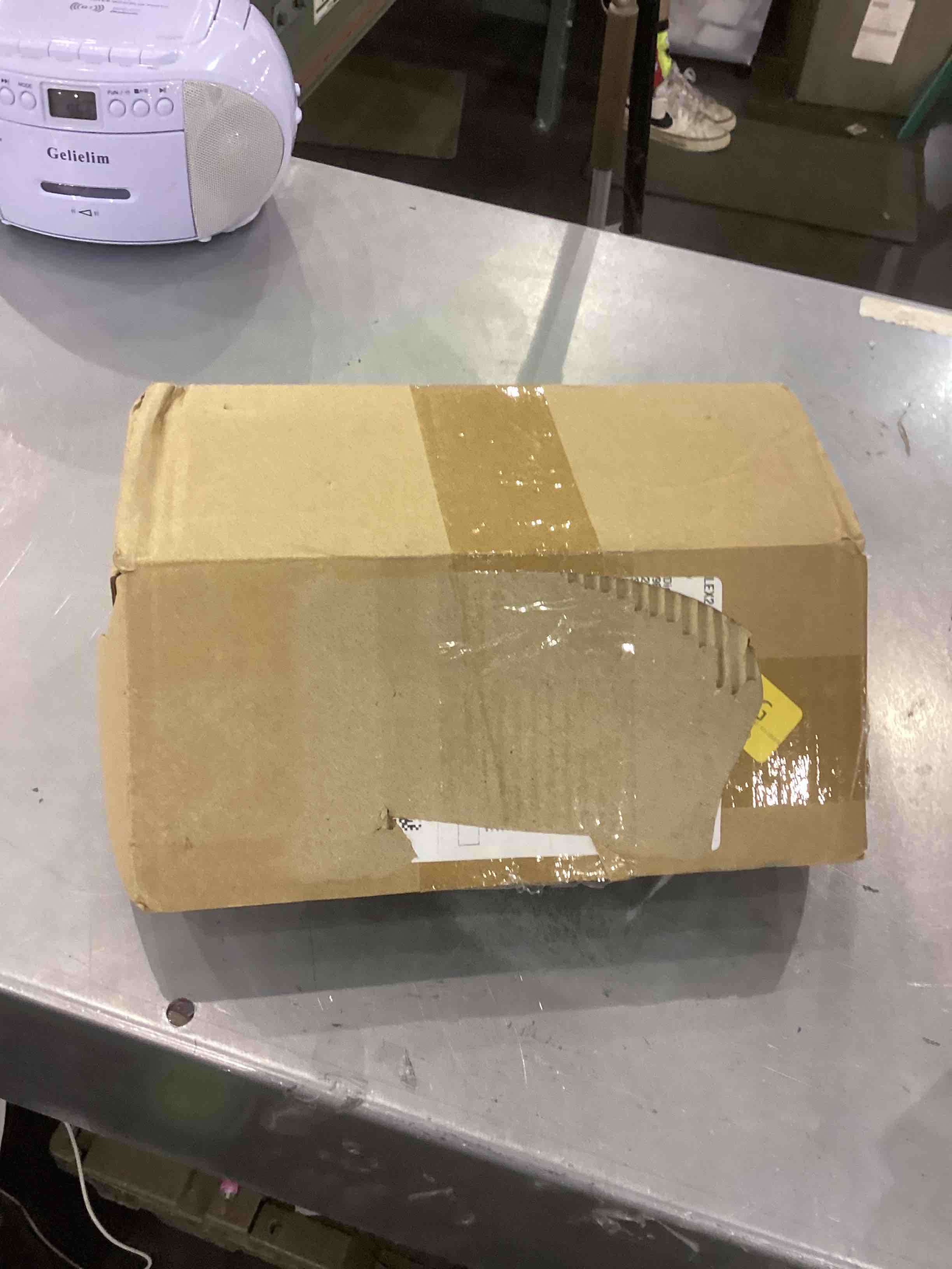 https://s3.amazonaws.com/lotting-images-prod/bidfta/EXS00454906_1692616673461.jpeg