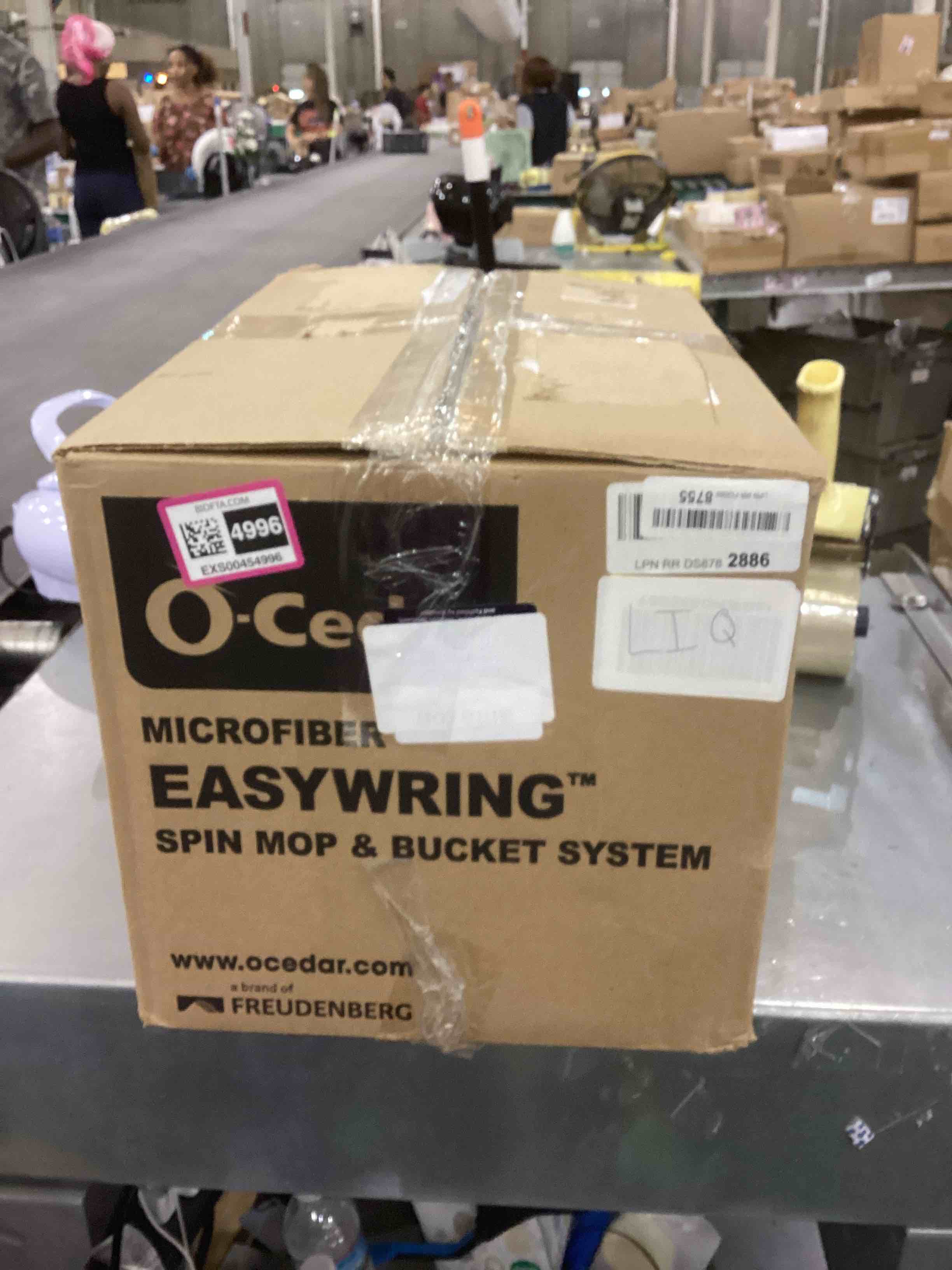 https://s3.amazonaws.com/lotting-images-prod/bidfta/EXS00454996_1692628621943.jpeg