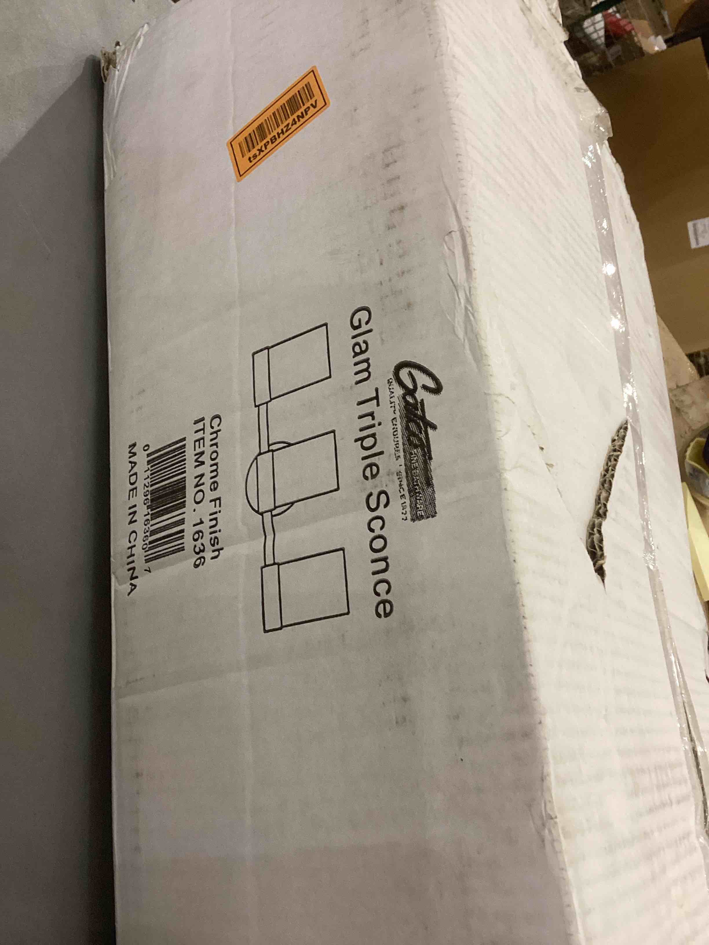 https://s3.amazonaws.com/lotting-images-prod/bidfta/EXS00454998_1692628876193.jpeg