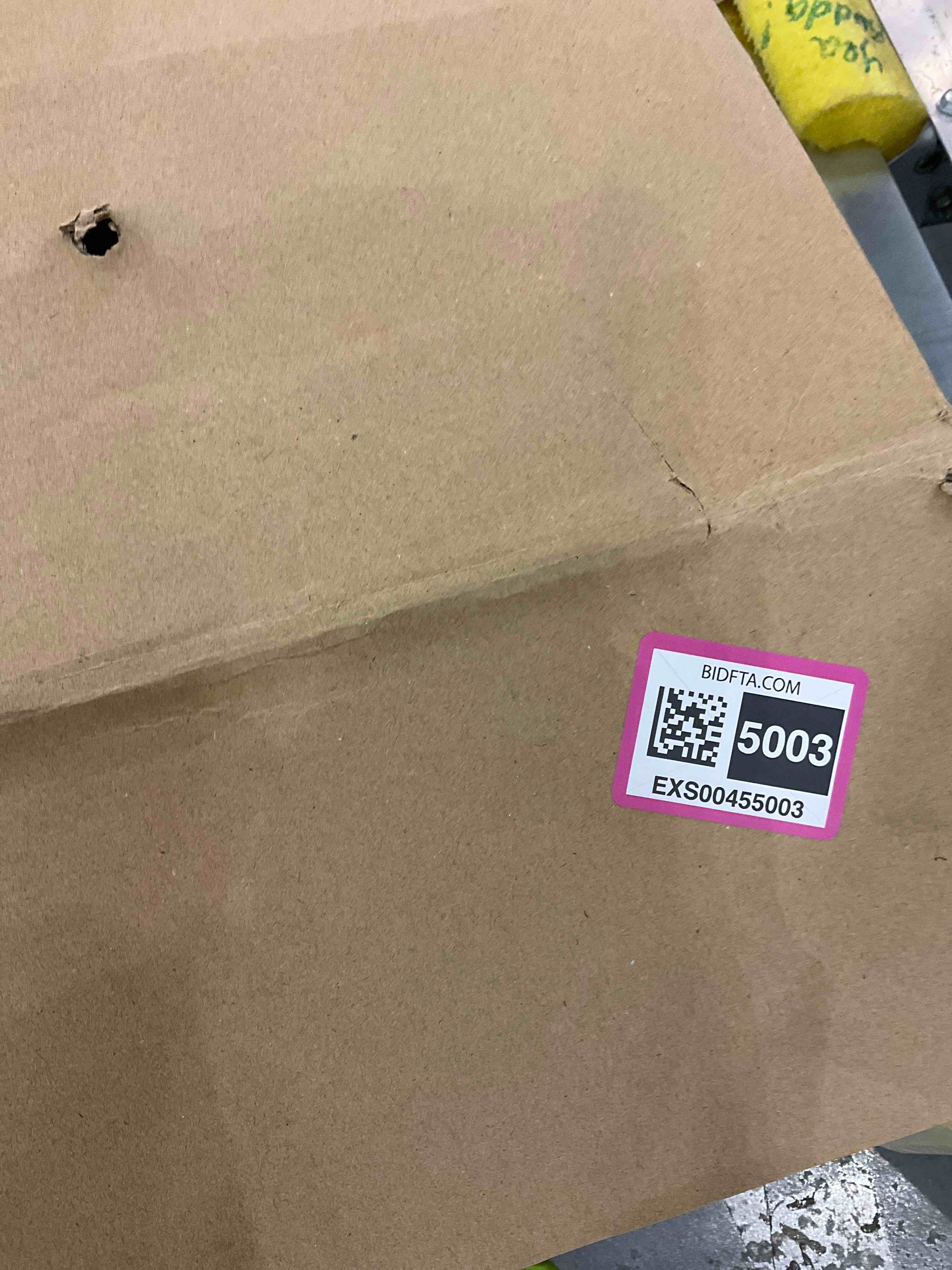 https://s3.amazonaws.com/lotting-images-prod/bidfta/EXS00455003_1692012994482.jpeg