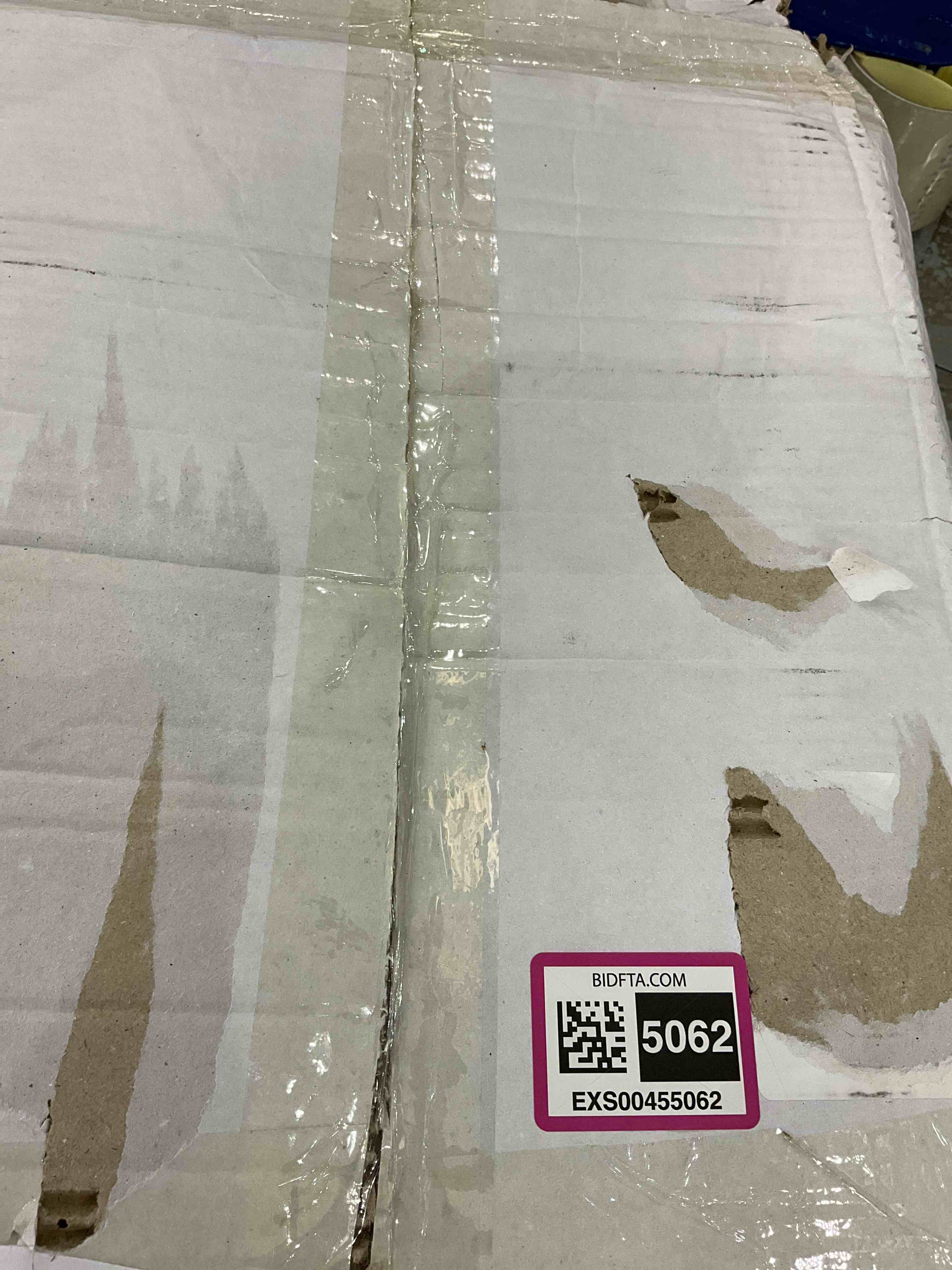https://s3.amazonaws.com/lotting-images-prod/bidfta/EXS00455062_1692024190626.jpeg