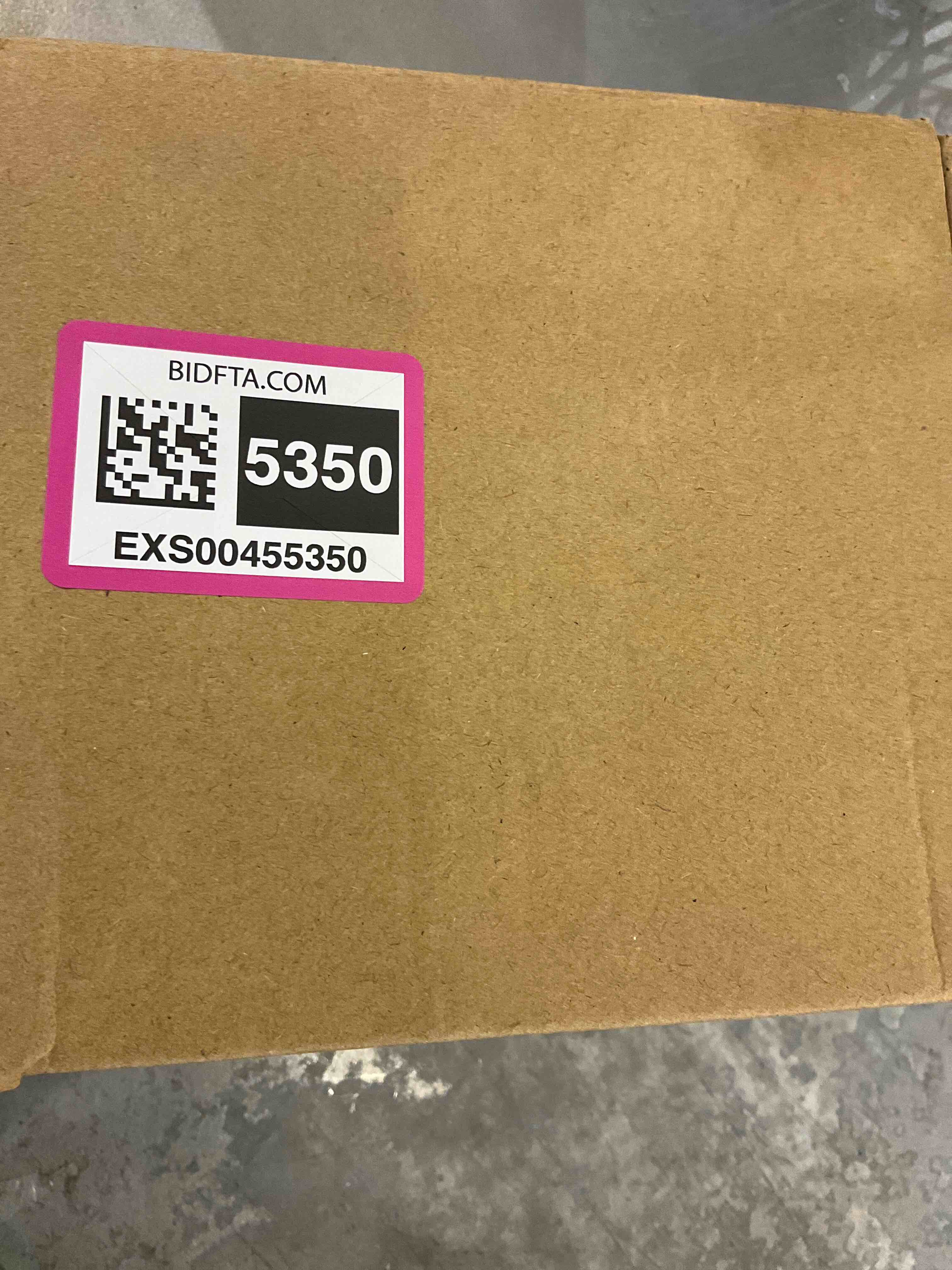 https://s3.amazonaws.com/lotting-images-prod/bidfta/EXS00455350_1692192817610.jpeg