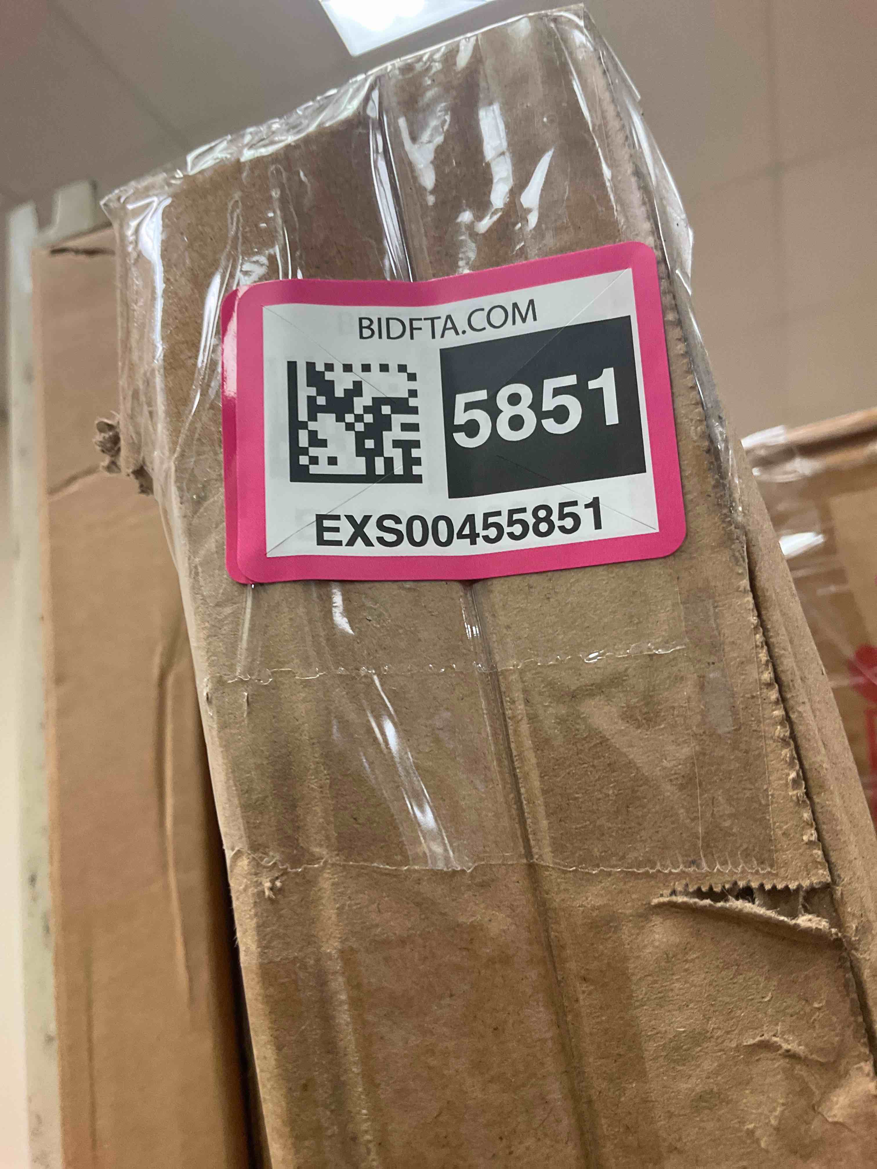 https://s3.amazonaws.com/lotting-images-prod/bidfta/EXS00455851_1693509062345.jpeg