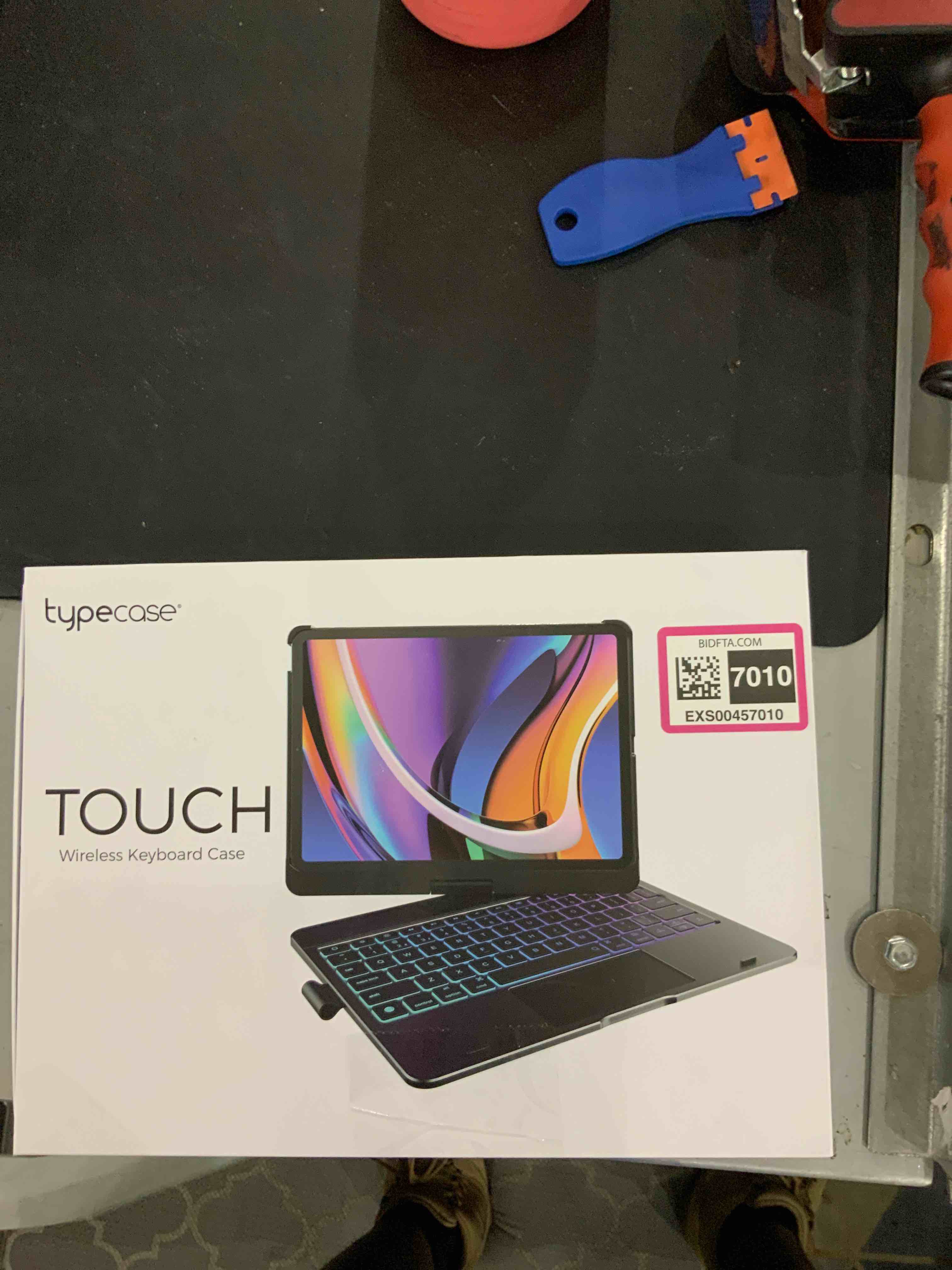 https://s3.amazonaws.com/lotting-images-prod/bidfta/EXS00457010_1692012697226.jpeg