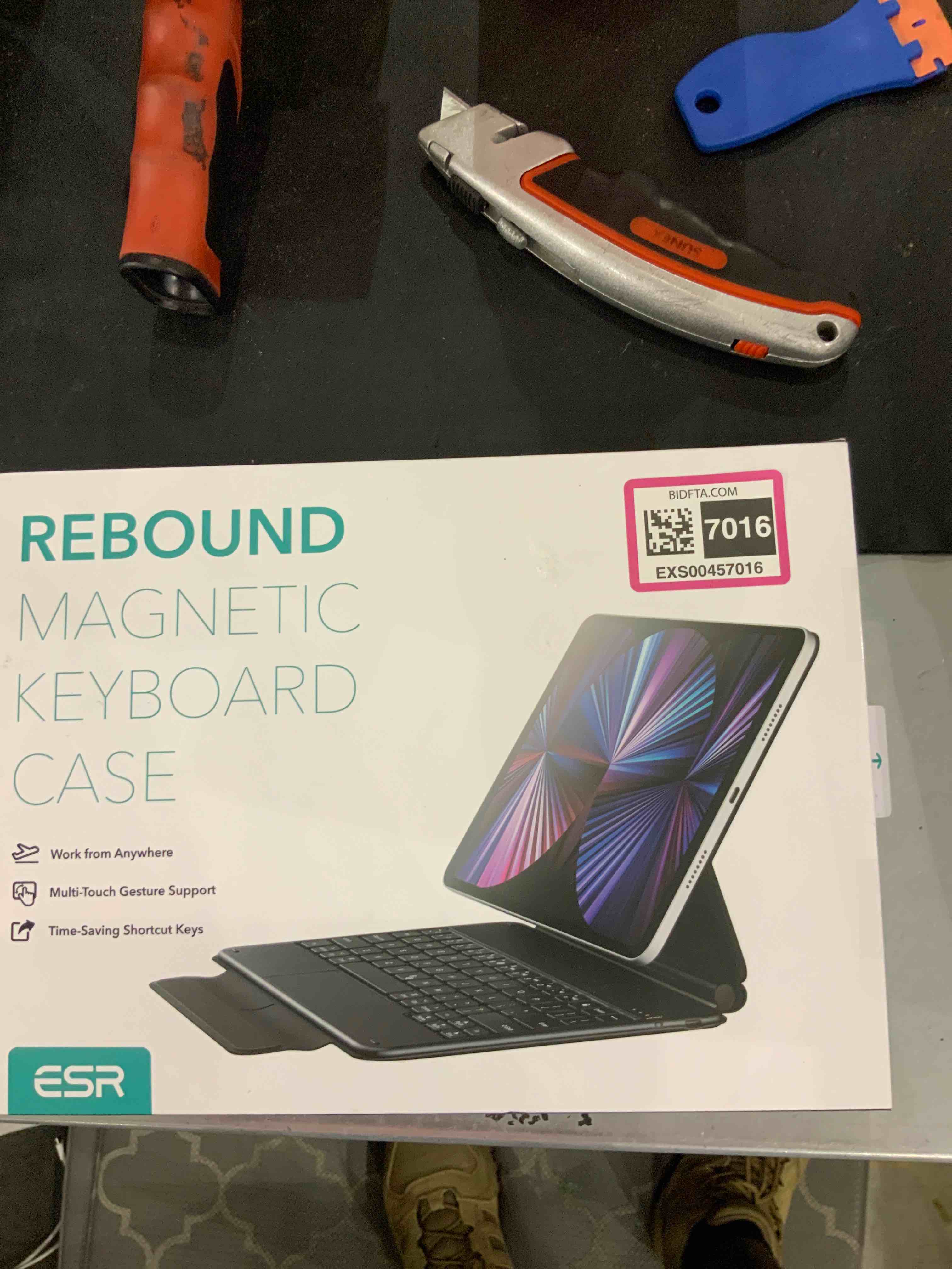 https://s3.amazonaws.com/lotting-images-prod/bidfta/EXS00457016_1692013018221.jpeg