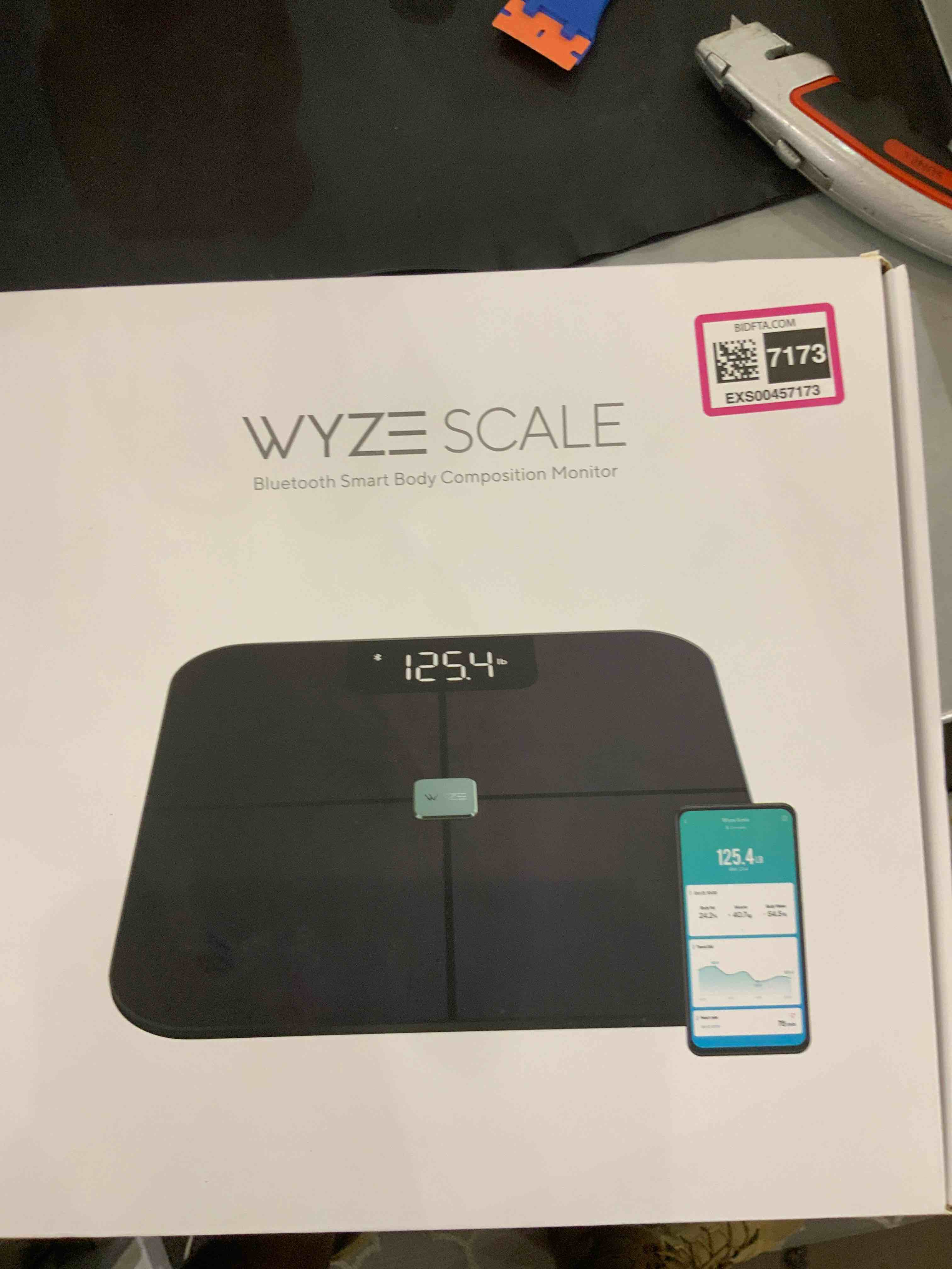 https://s3.amazonaws.com/lotting-images-prod/bidfta/EXS00457173_1692192517829.jpeg