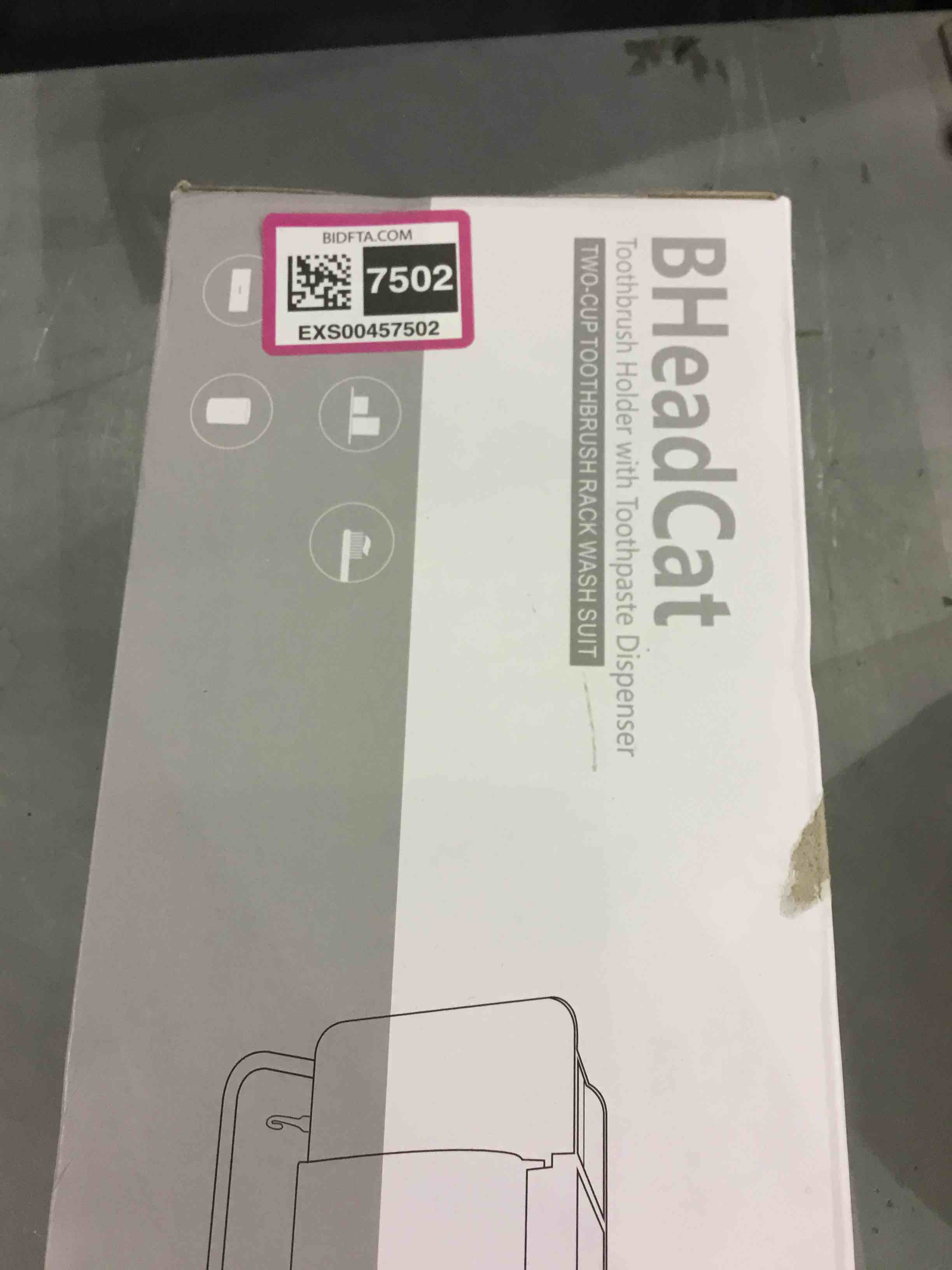 https://s3.amazonaws.com/lotting-images-prod/bidfta/EXS00457502_1692011526133.jpeg