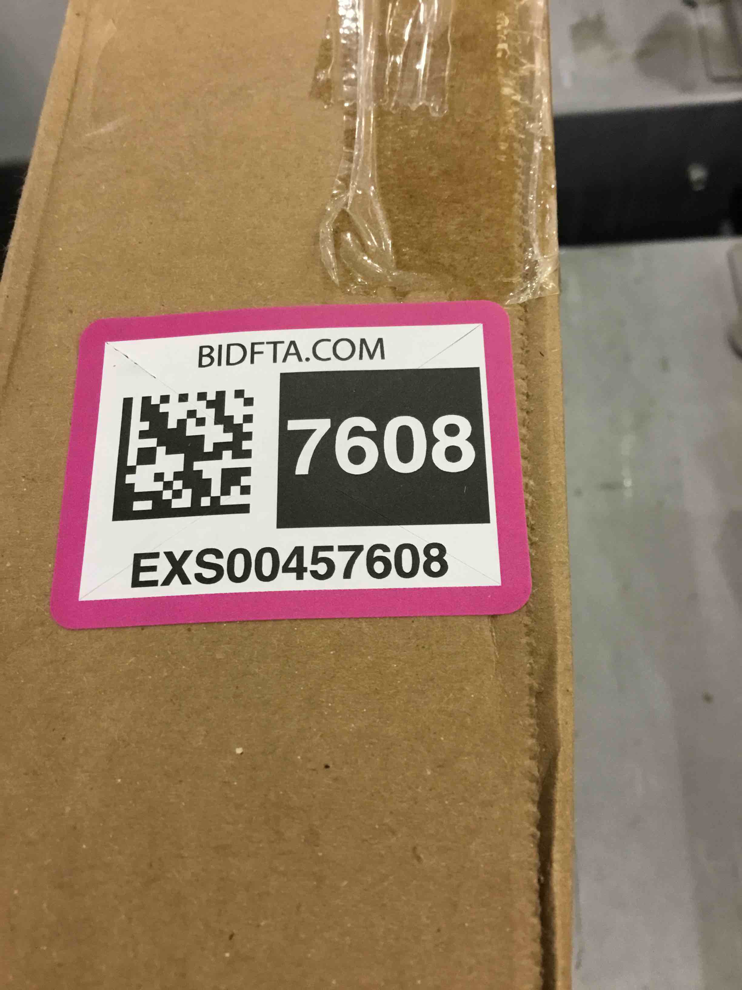 https://s3.amazonaws.com/lotting-images-prod/bidfta/EXS00457608_1692023779323.jpeg