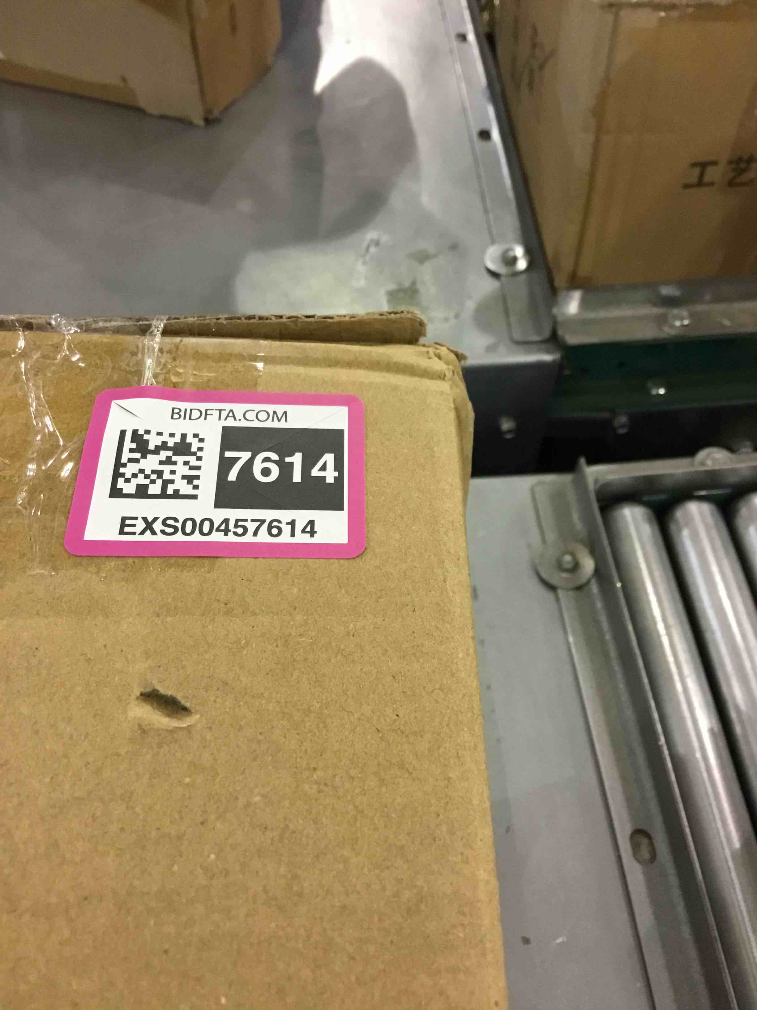 https://s3.amazonaws.com/lotting-images-prod/bidfta/EXS00457614_1692024220111.jpeg