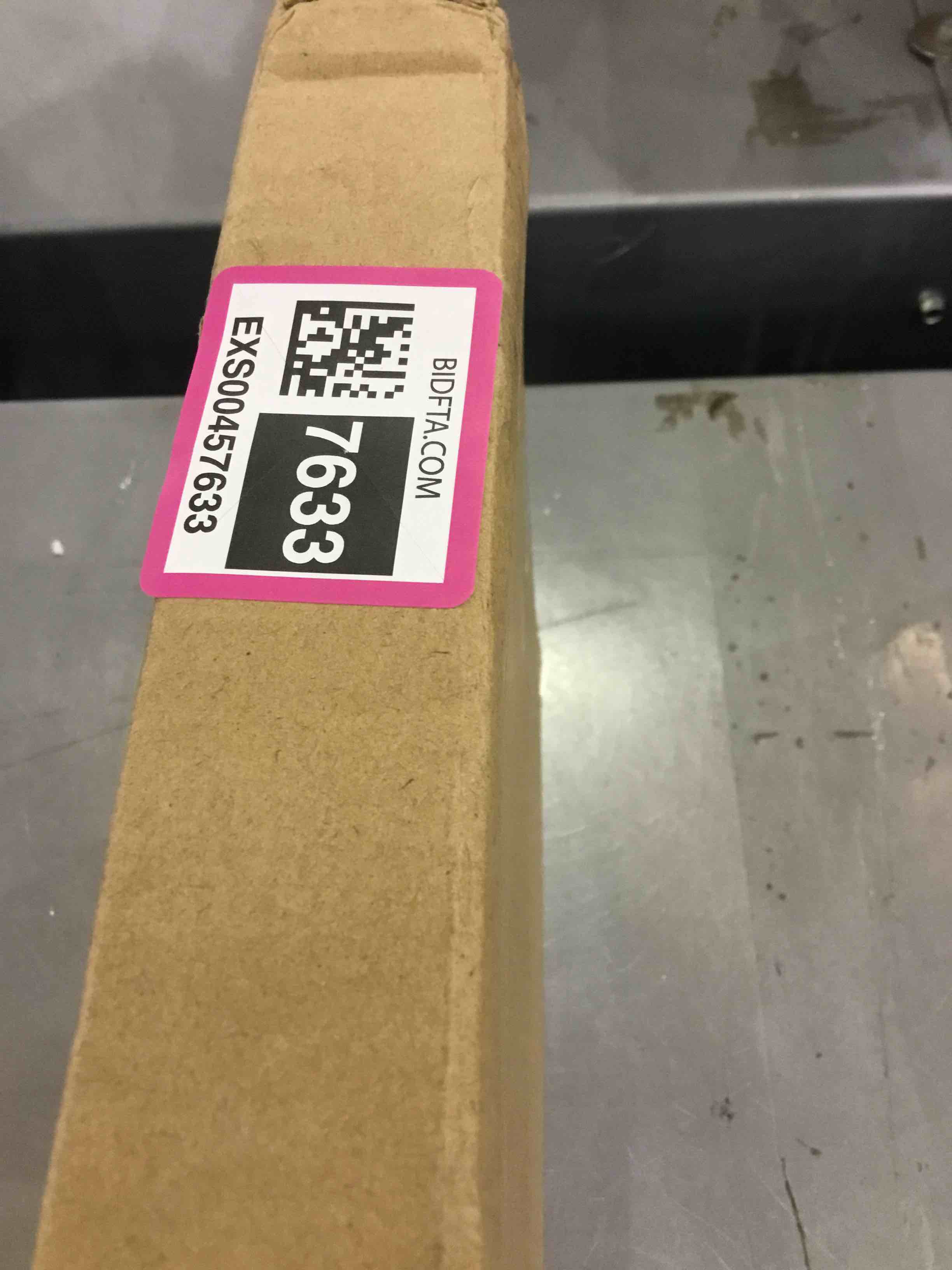 https://s3.amazonaws.com/lotting-images-prod/bidfta/EXS00457633_1692026172324.jpeg