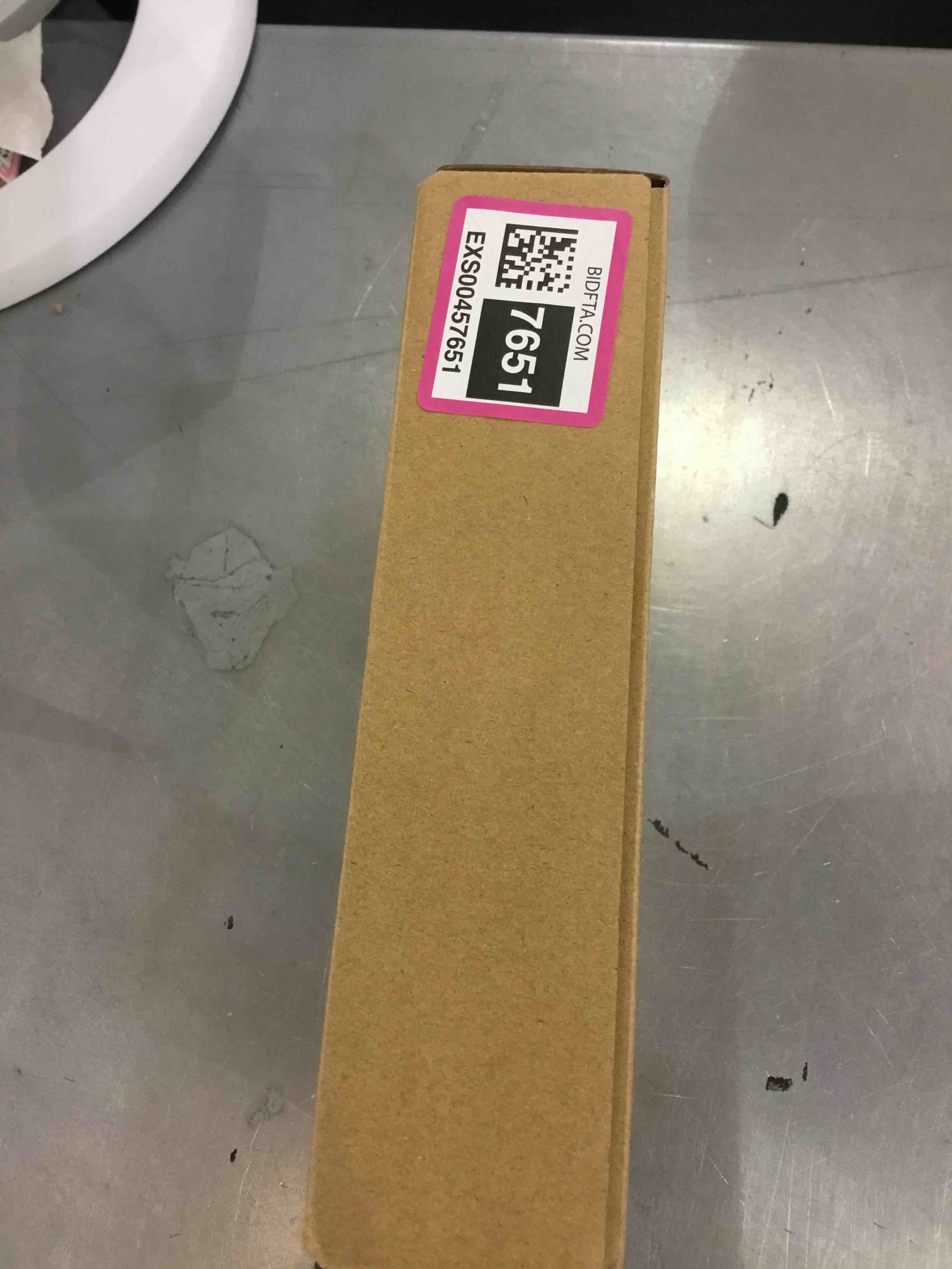 https://s3.amazonaws.com/lotting-images-prod/bidfta/EXS00457651_1692027156913.jpeg